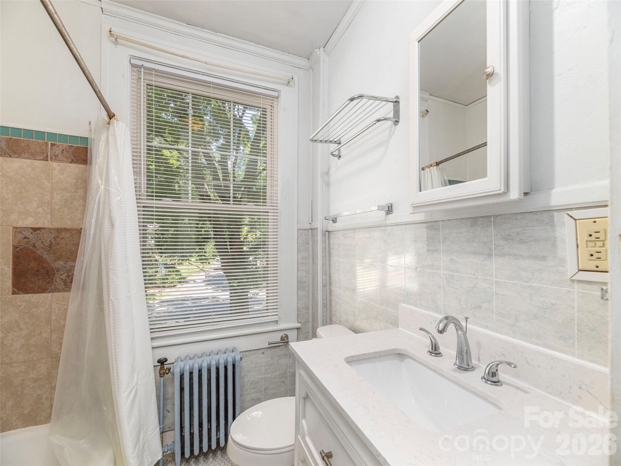 130 Edwin Place Property Photo 32