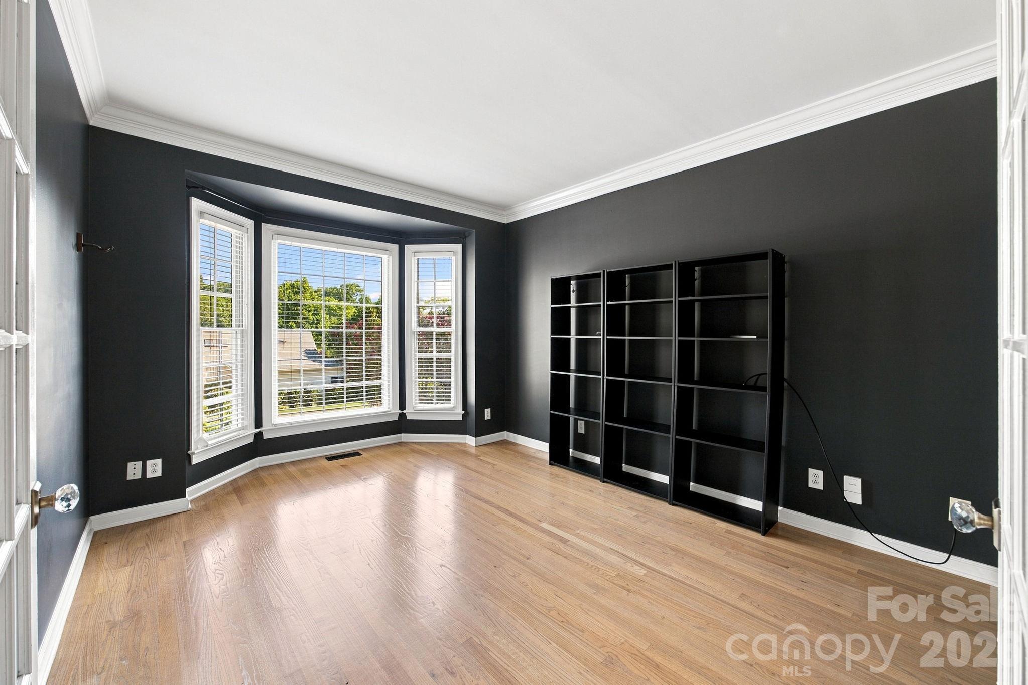 5111 Downing Creek Drive Property Photo 4