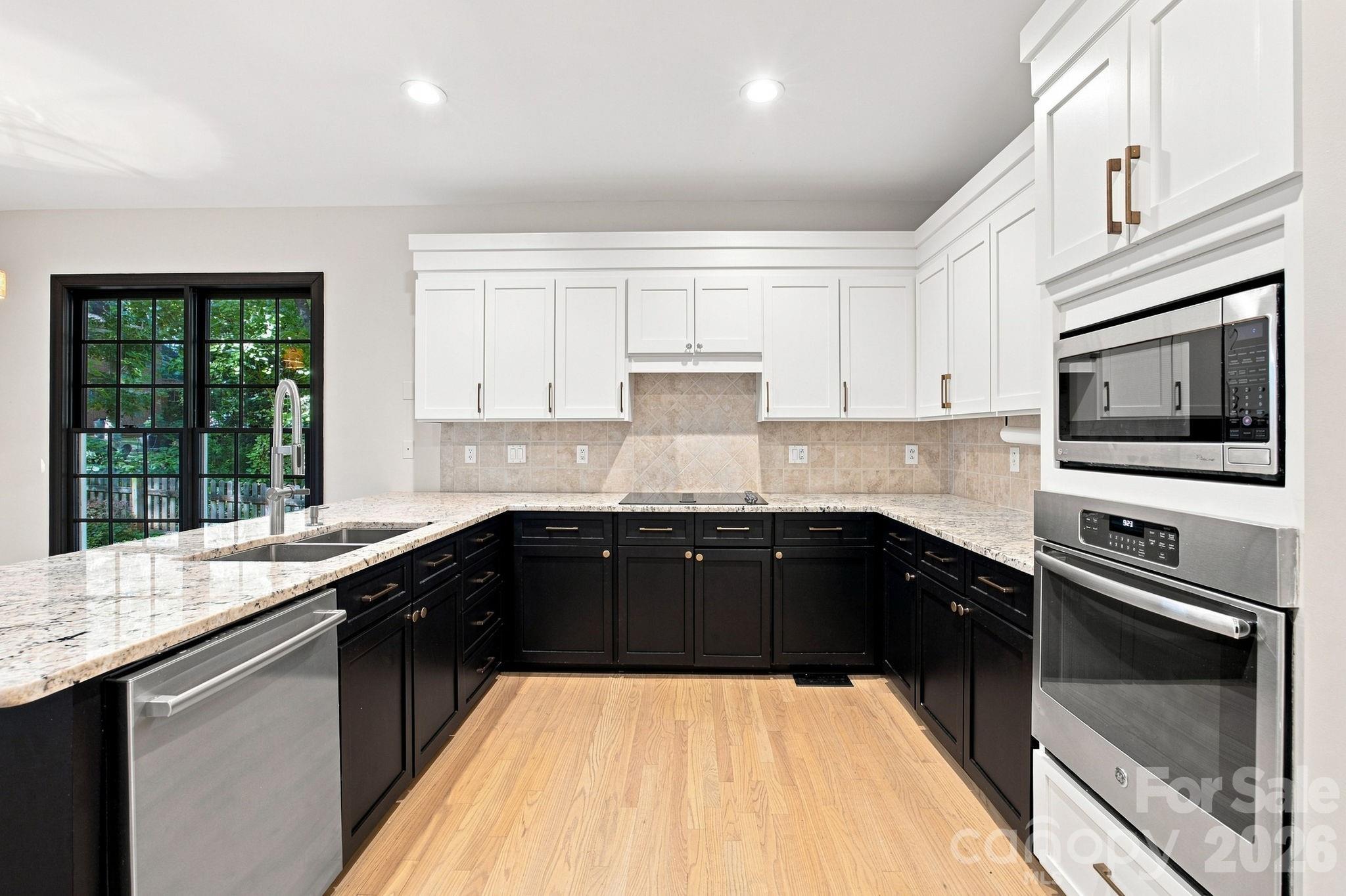 5111 Downing Creek Drive Property Photo 17