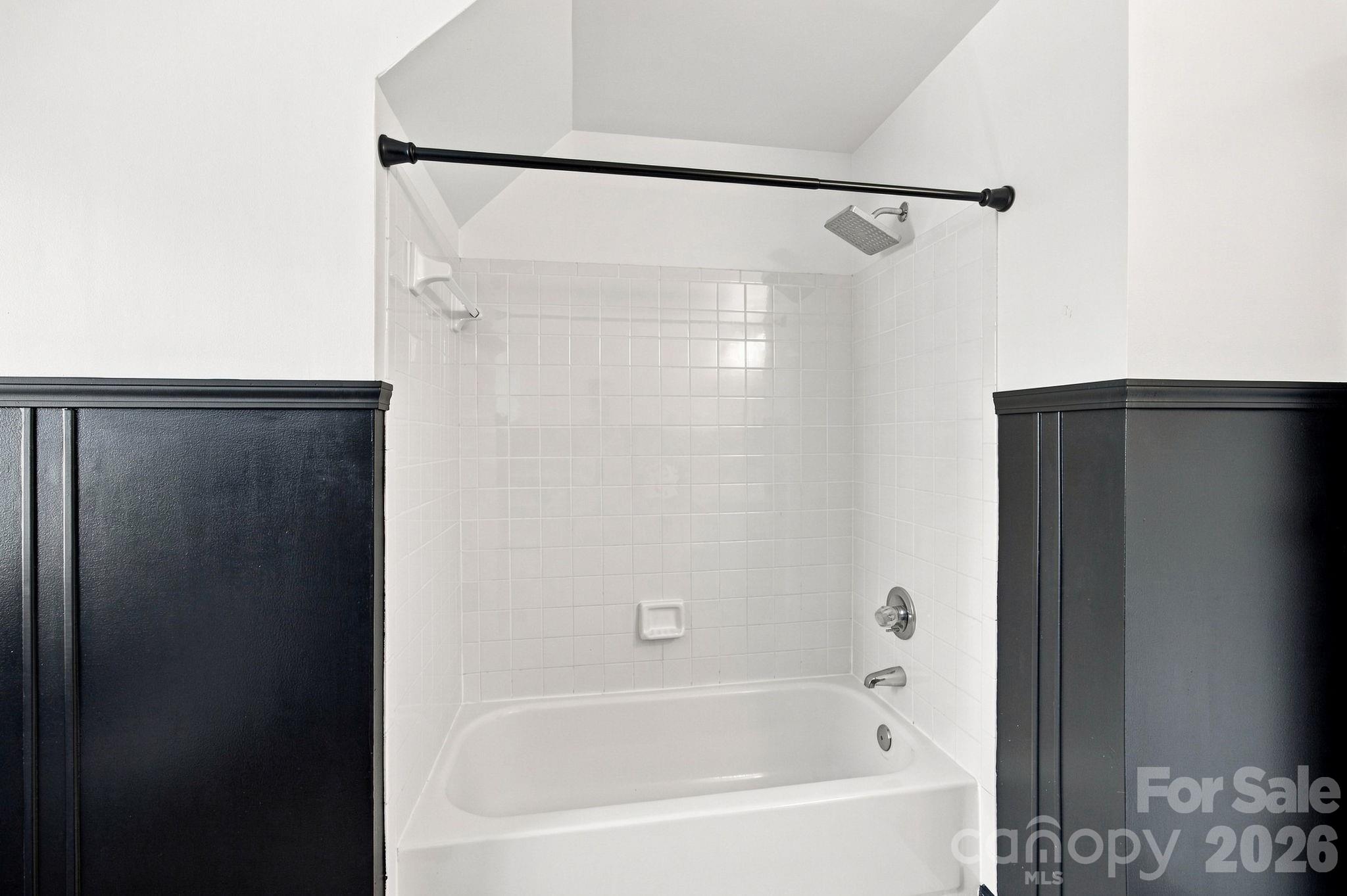5111 Downing Creek Drive Property Photo 25
