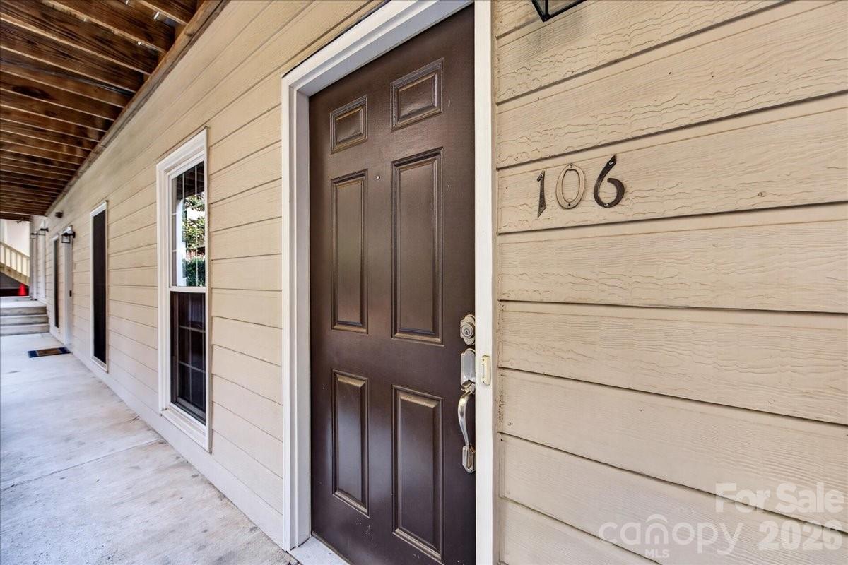 301 Queens Road 106 Property Photo 4
