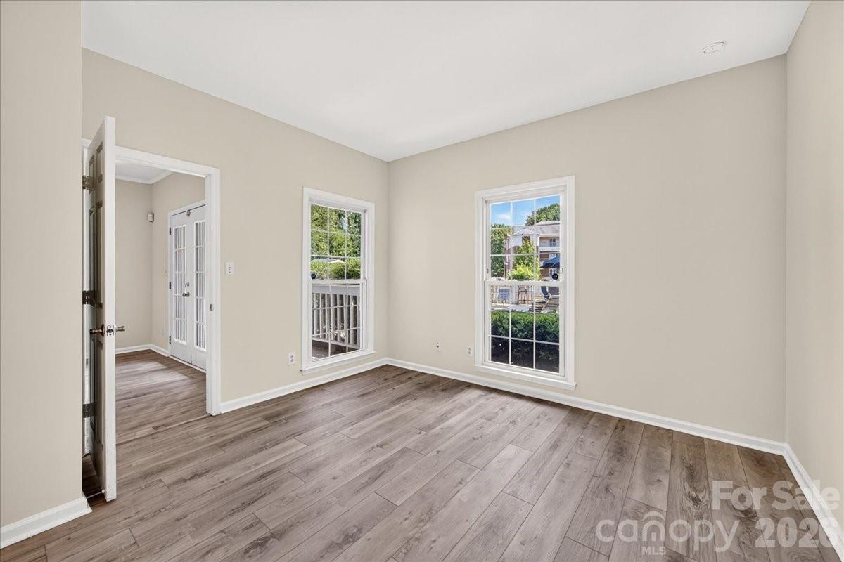 301 Queens Road 106 Property Photo 18