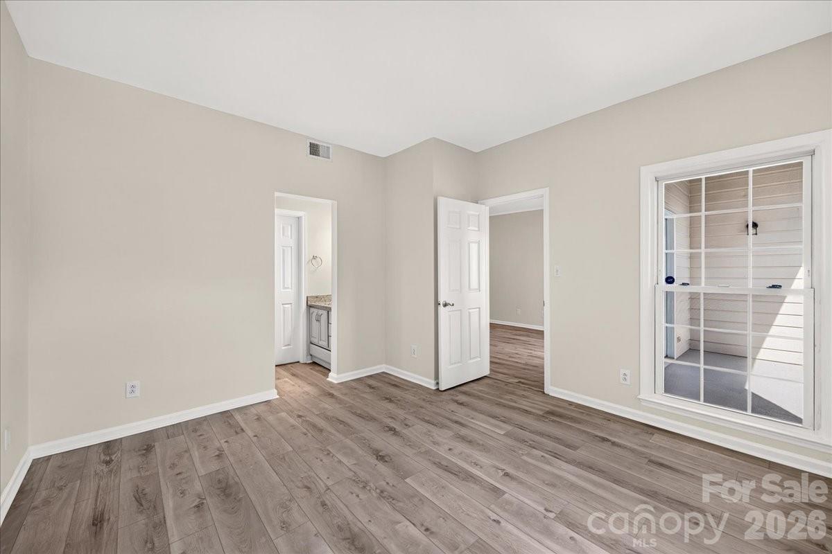 301 Queens Road 106 Property Photo 21