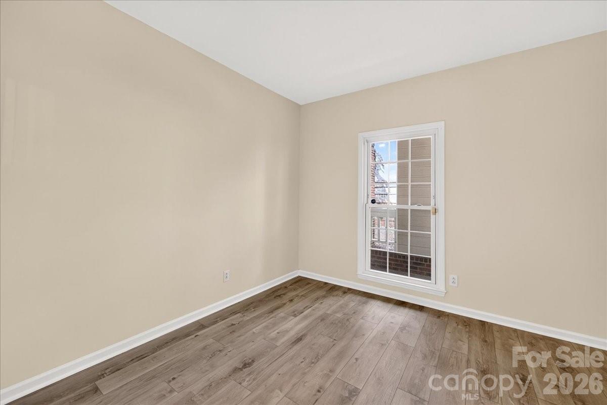 301 Queens Road 106 Property Photo 26