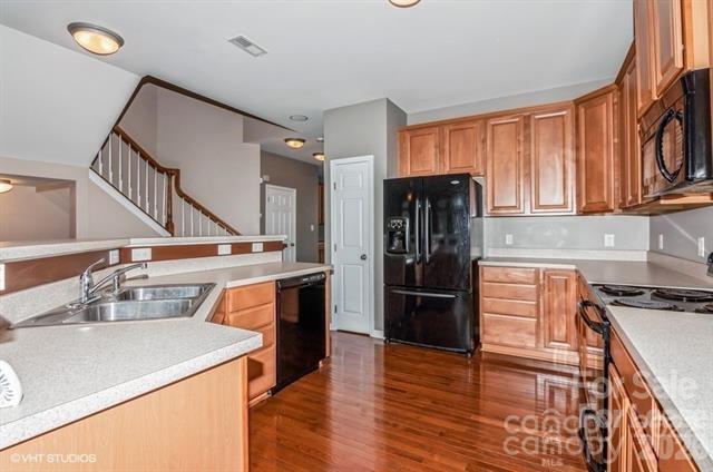 7540 Turley Ridge Lane Property Photo 4