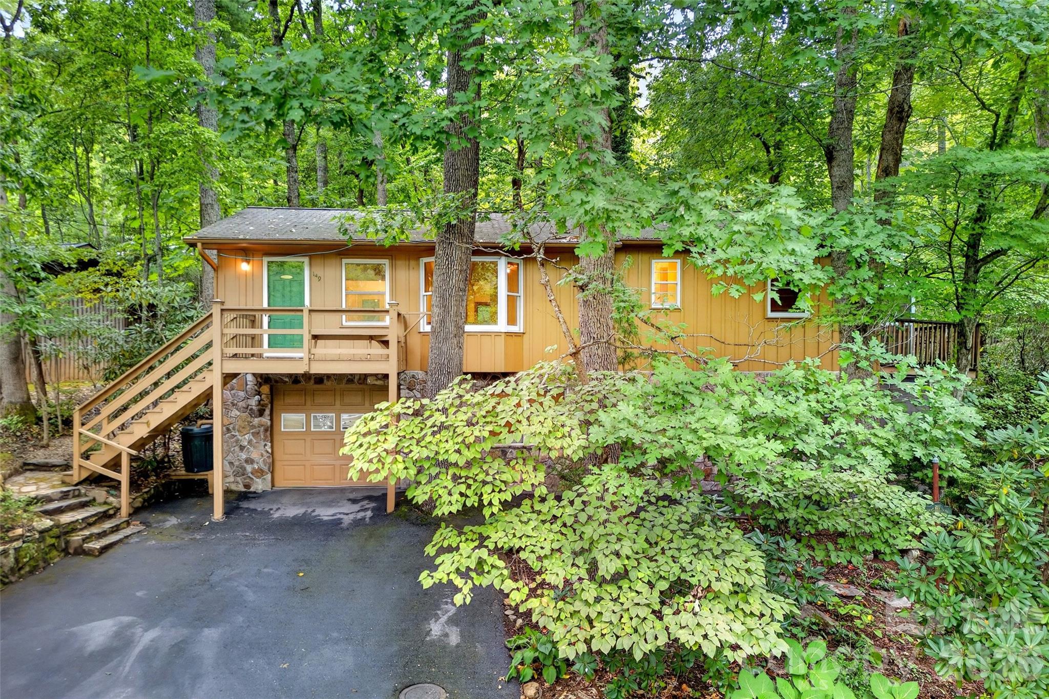 149 Woodland Road Property Photo 1