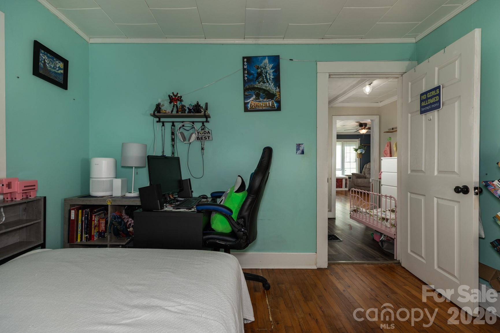 220 Collins Road Property Photo 24