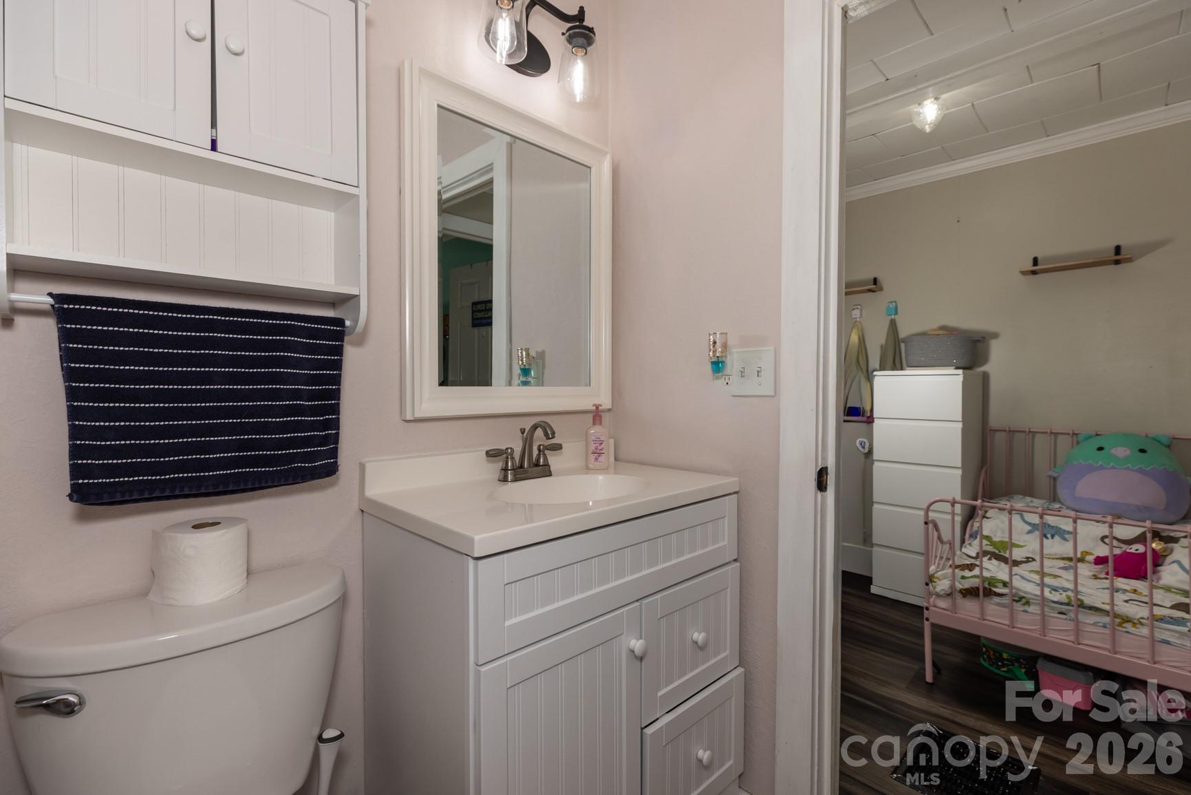 220 Collins Road Property Photo 26