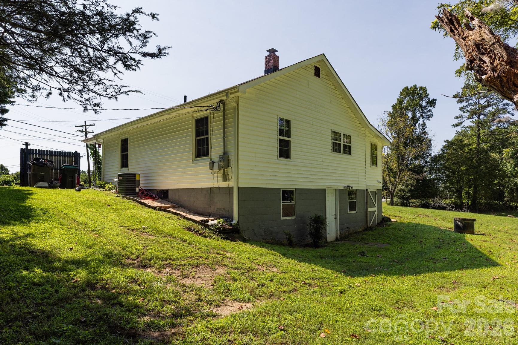 220 Collins Road Property Photo 35
