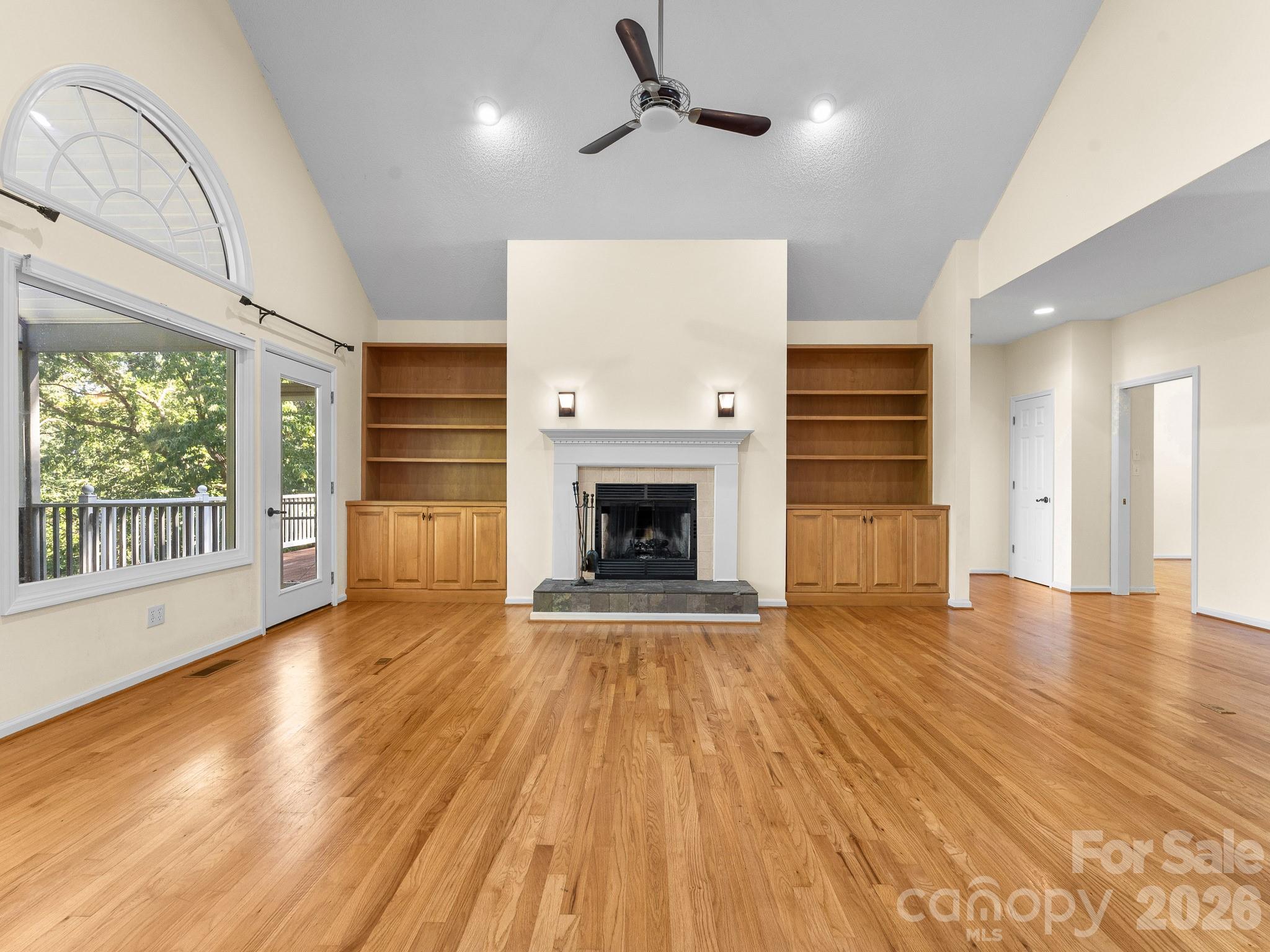 1001 Stone Drive Property Photo 10