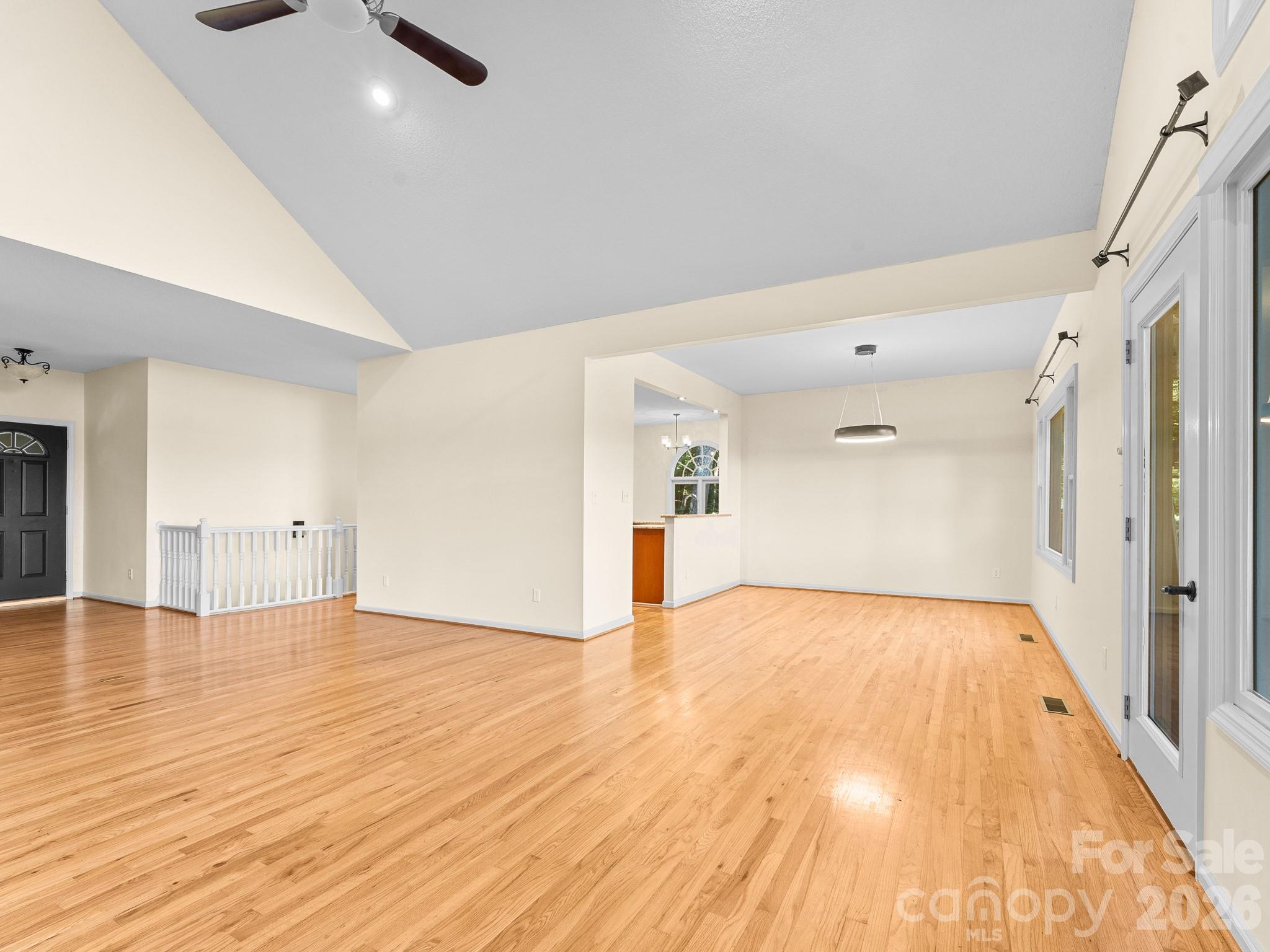 1001 Stone Drive Property Photo 16