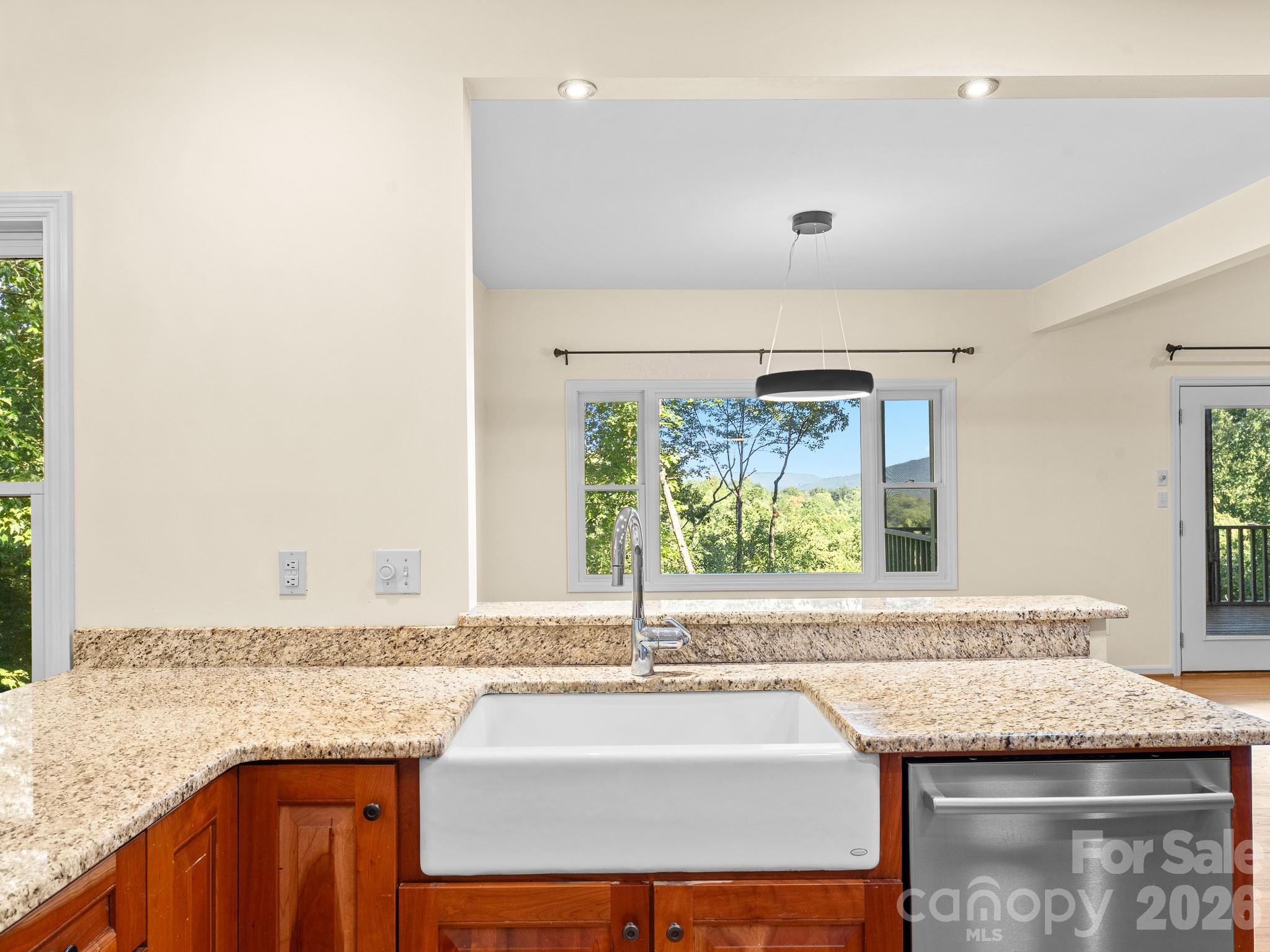 1001 Stone Drive Property Photo 22