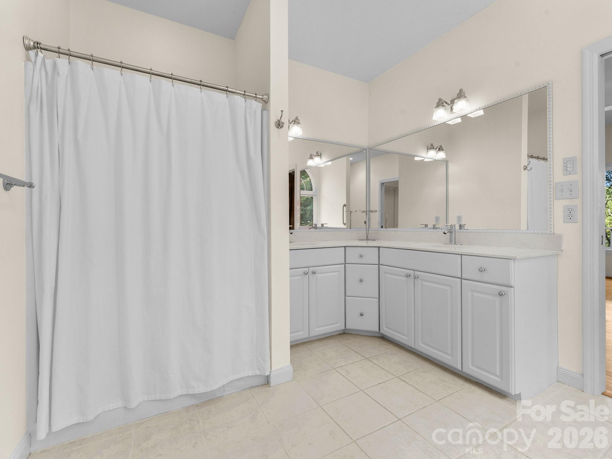 1001 Stone Drive Property Photo 31
