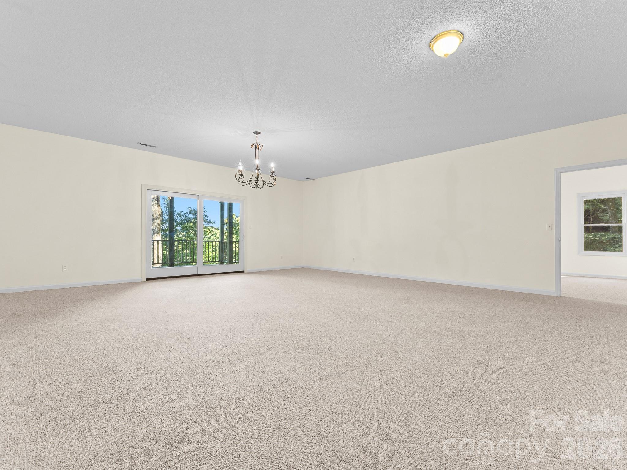1001 Stone Drive Property Photo 35