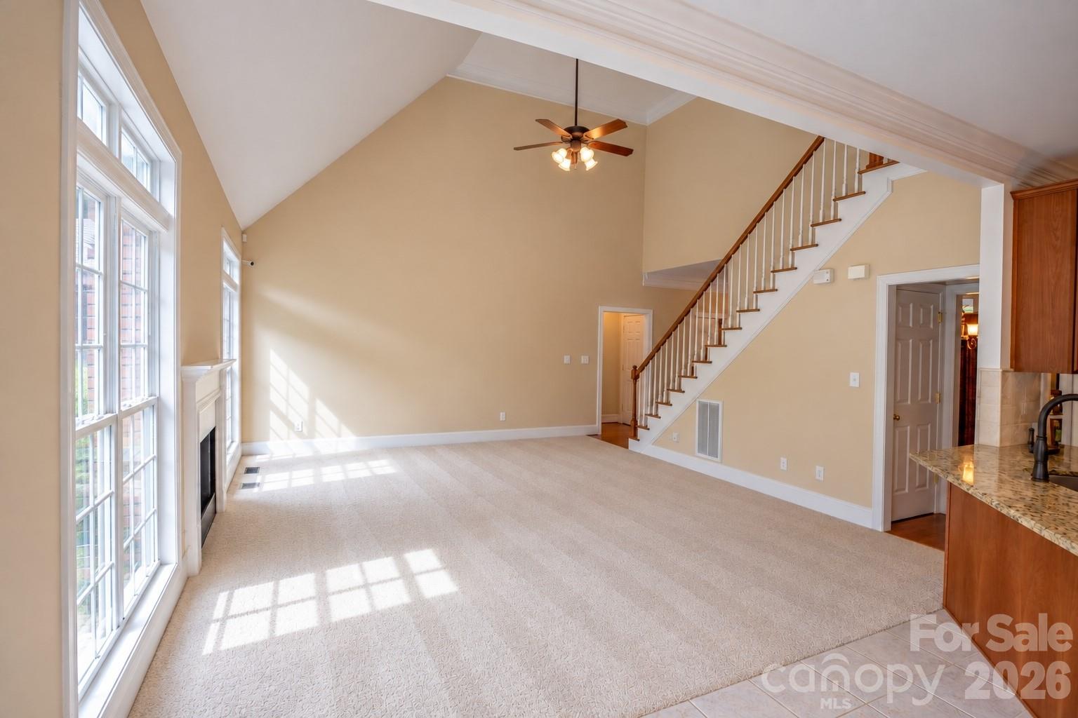 1927 Windmere Drive Property Photo 8