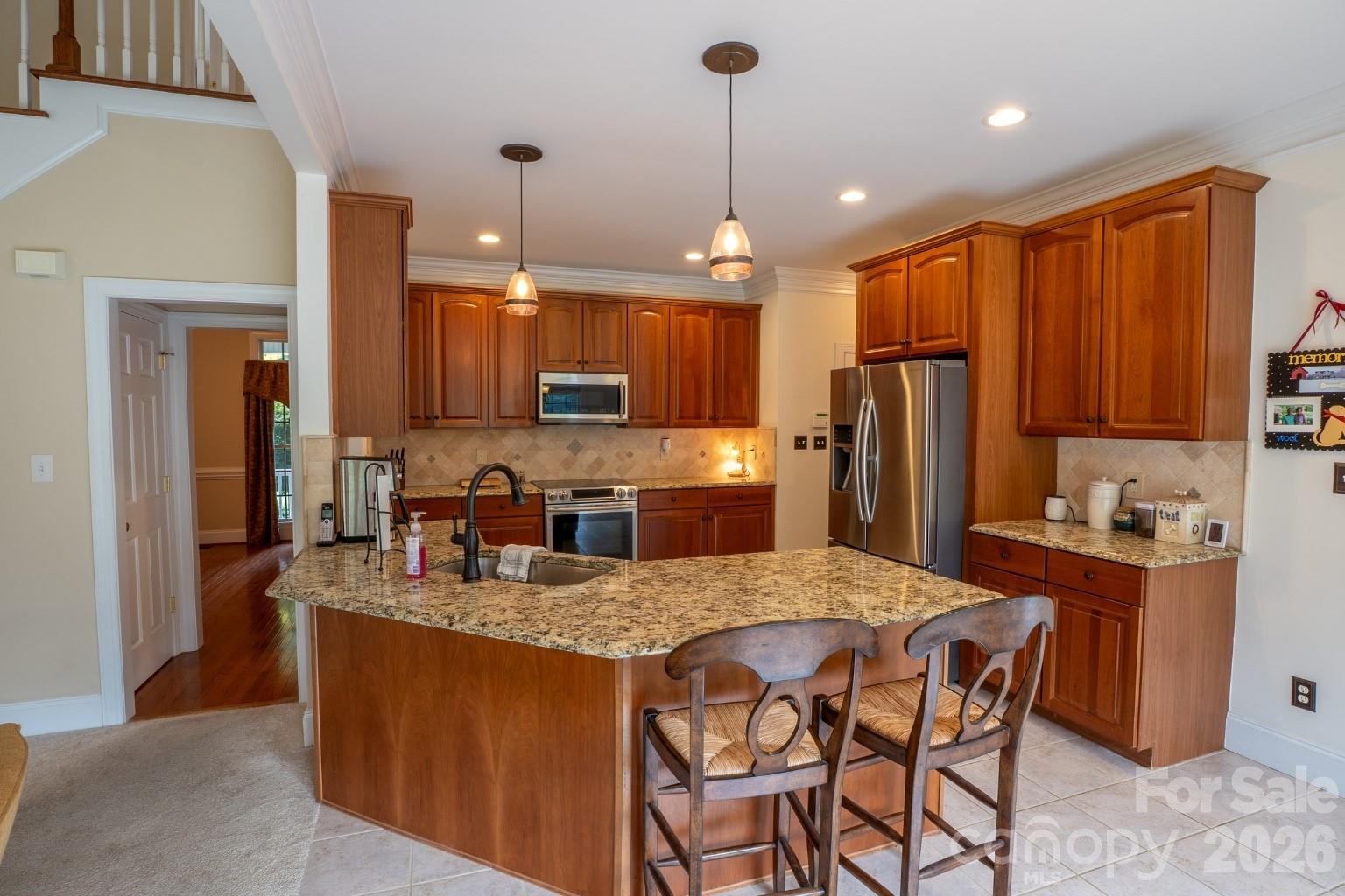 1927 Windmere Drive Property Photo 10