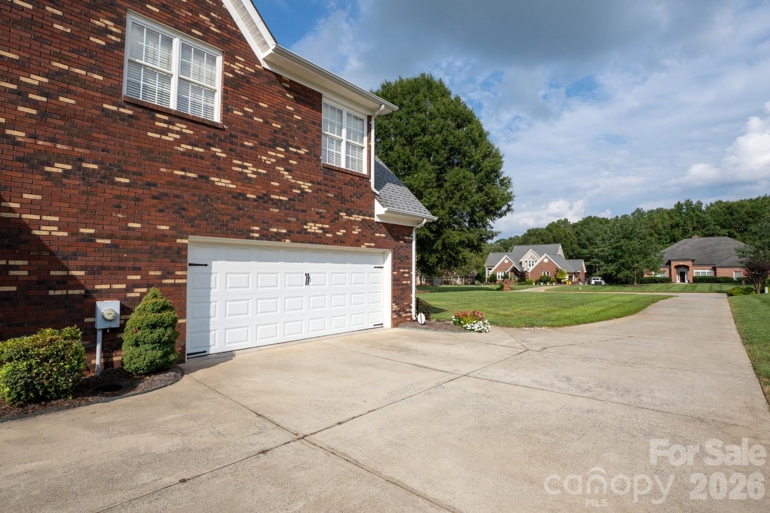 1927 Windmere Drive Property Photo 38
