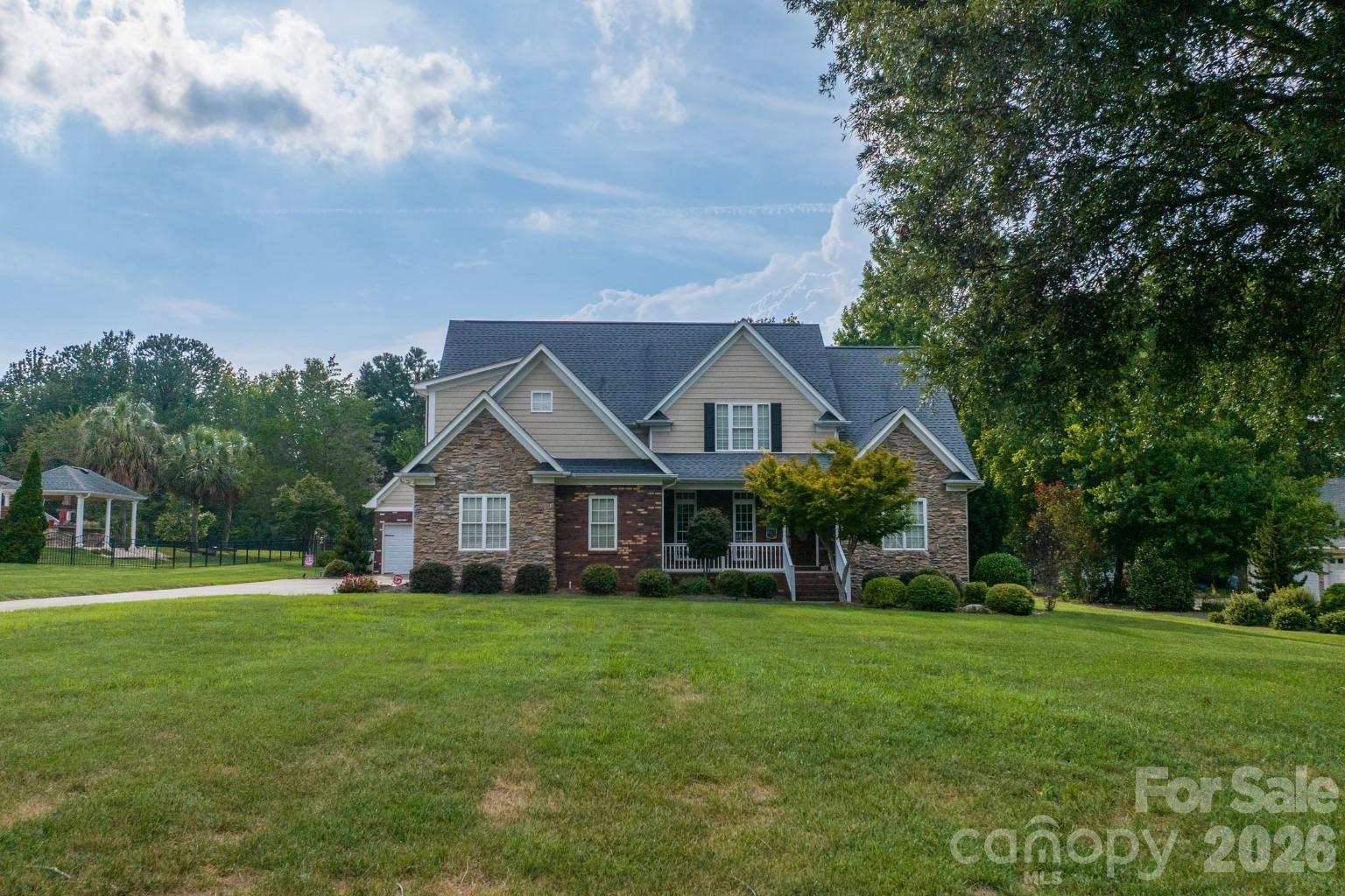 1927 Windmere Drive Property Photo 45