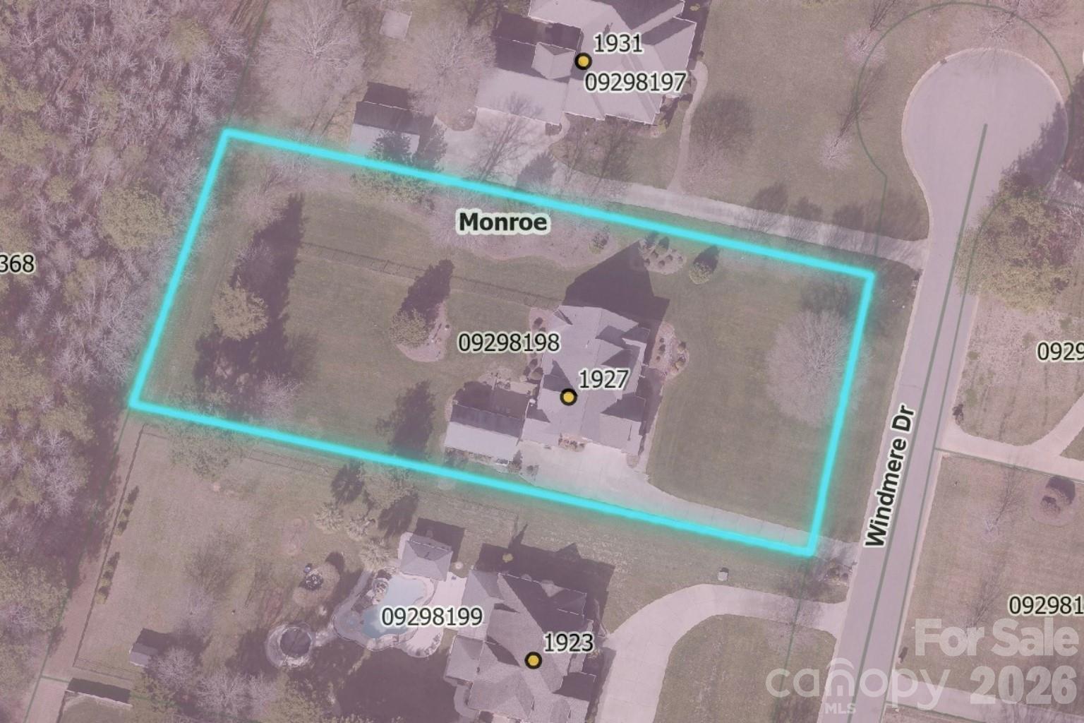 1927 Windmere Drive Property Photo 47