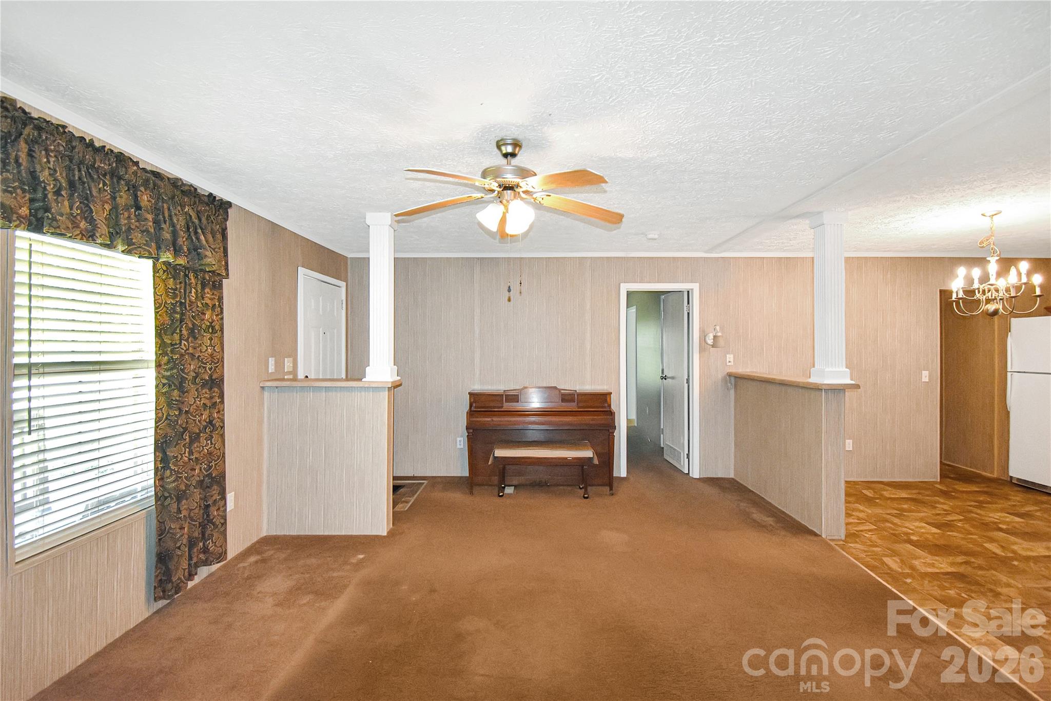 432 Forest Place Property Photo 6