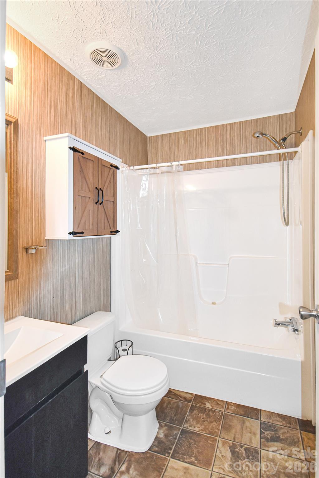 432 Forest Place Property Photo 22