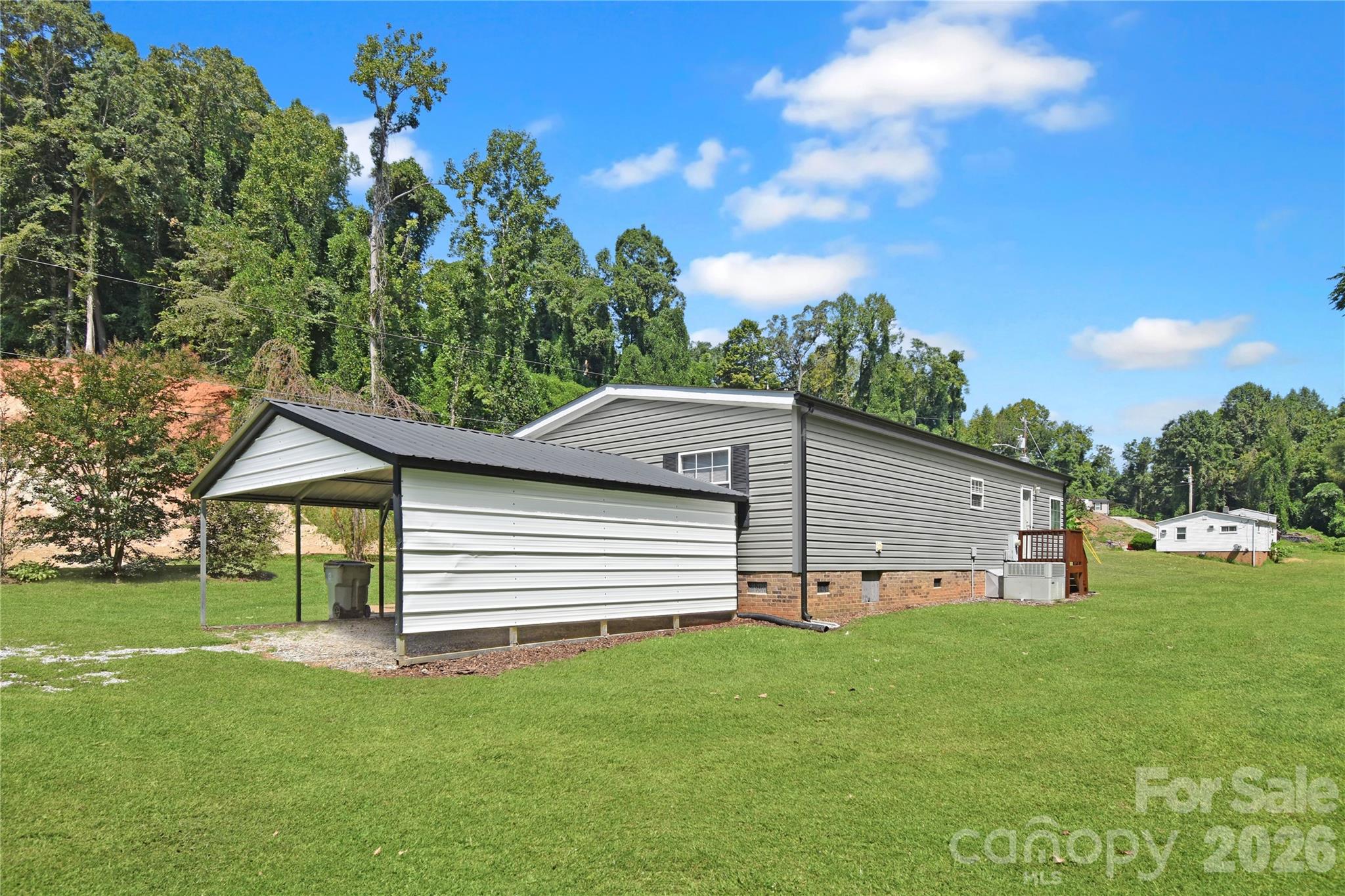 432 Forest Place Property Photo 25