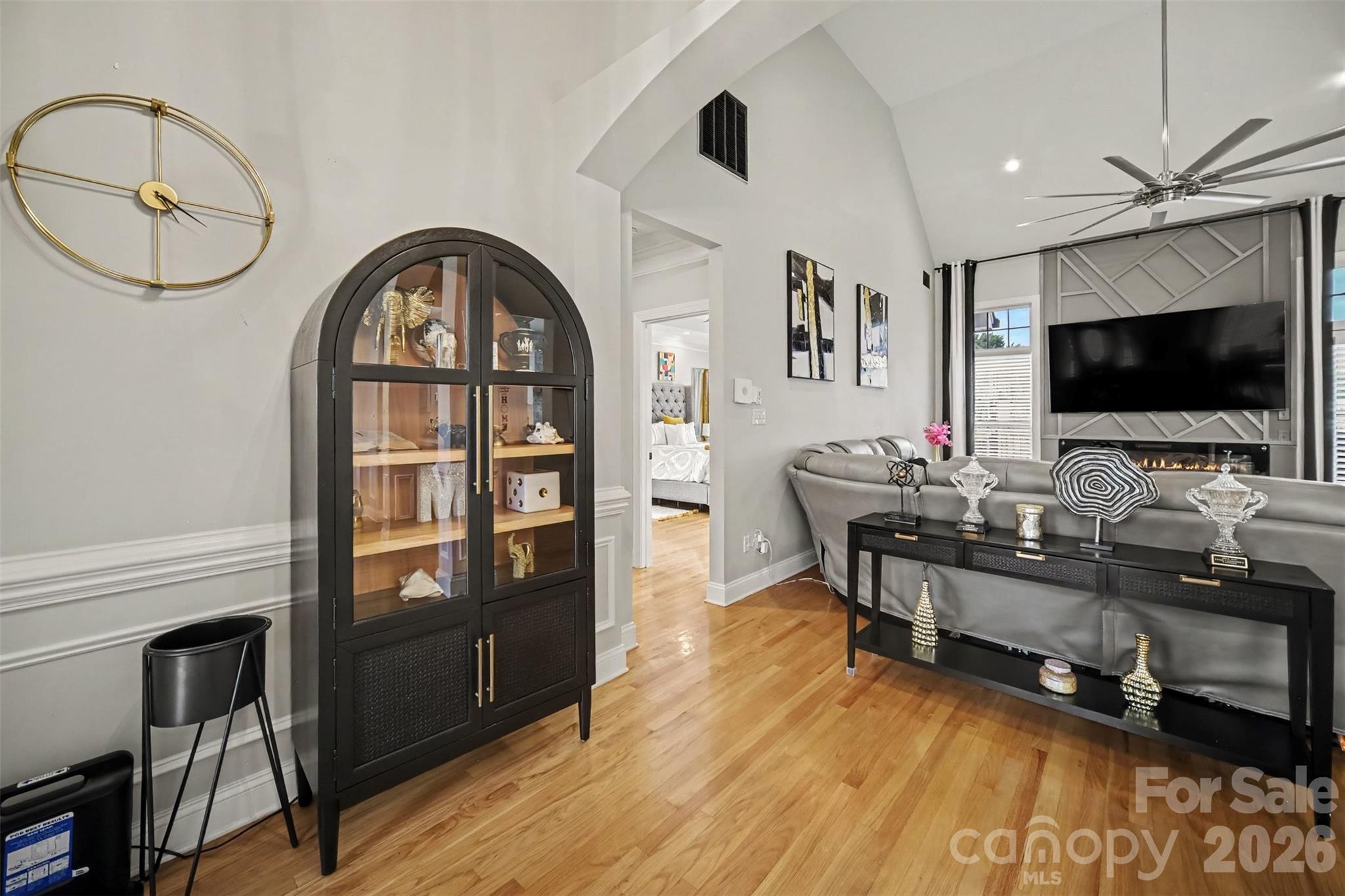2013 Buckthorn Court Property Photo 8