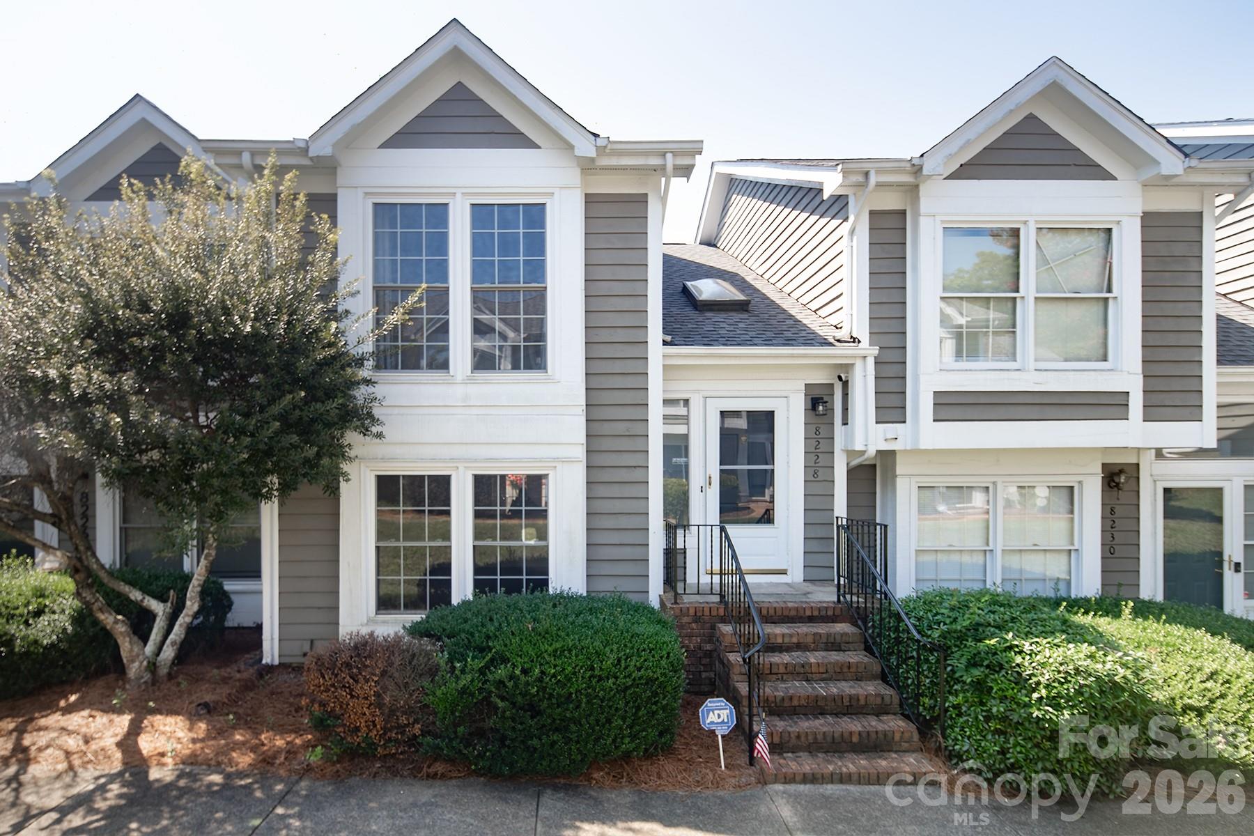 8228 Legare Court Property Photo 1