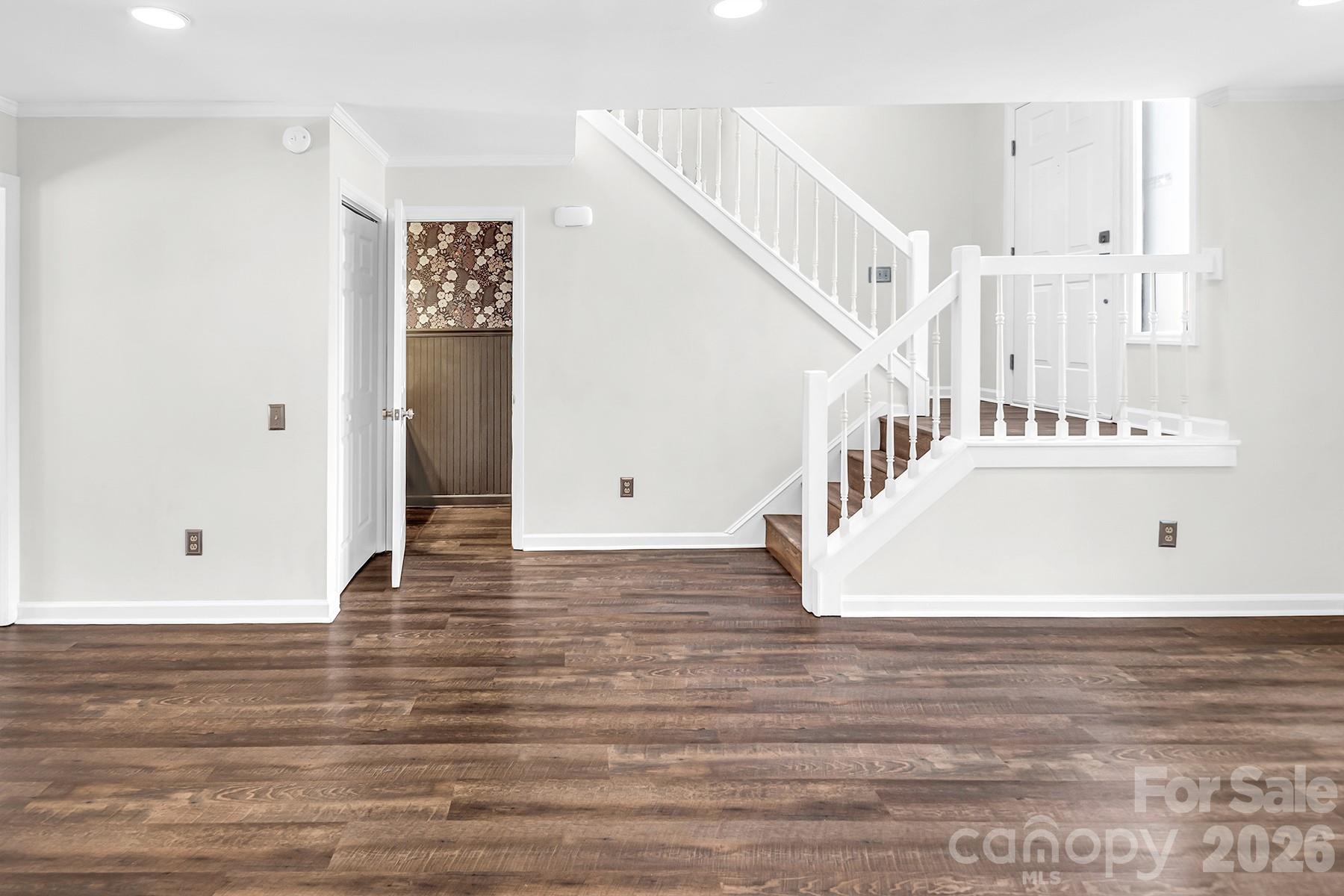 8228 Legare Court Property Photo 12