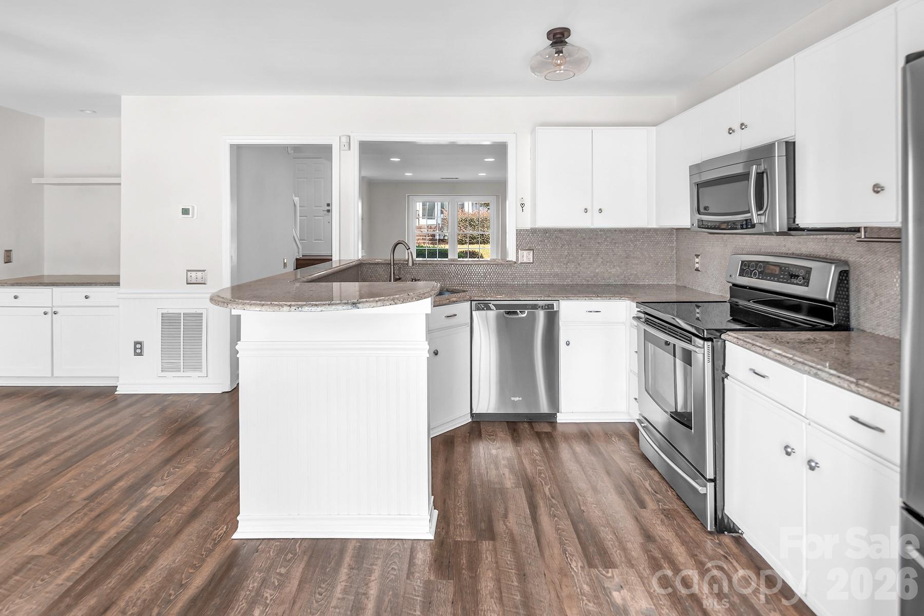 8228 Legare Court Property Photo 19