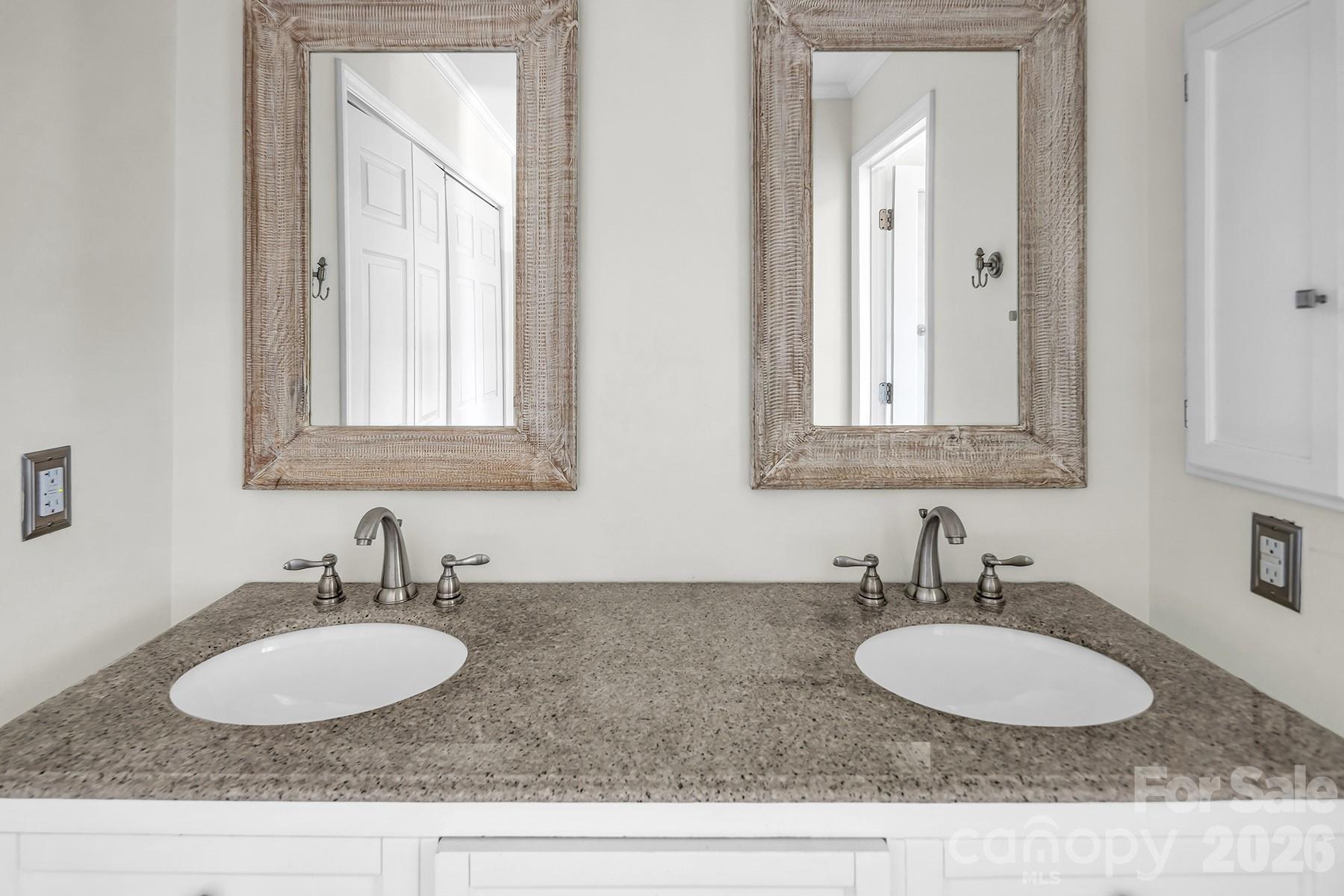 8228 Legare Court Property Photo 31