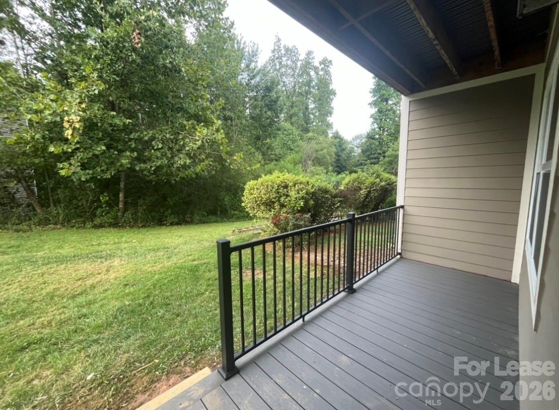 94 Foxden Drive 101 Property Photo 3