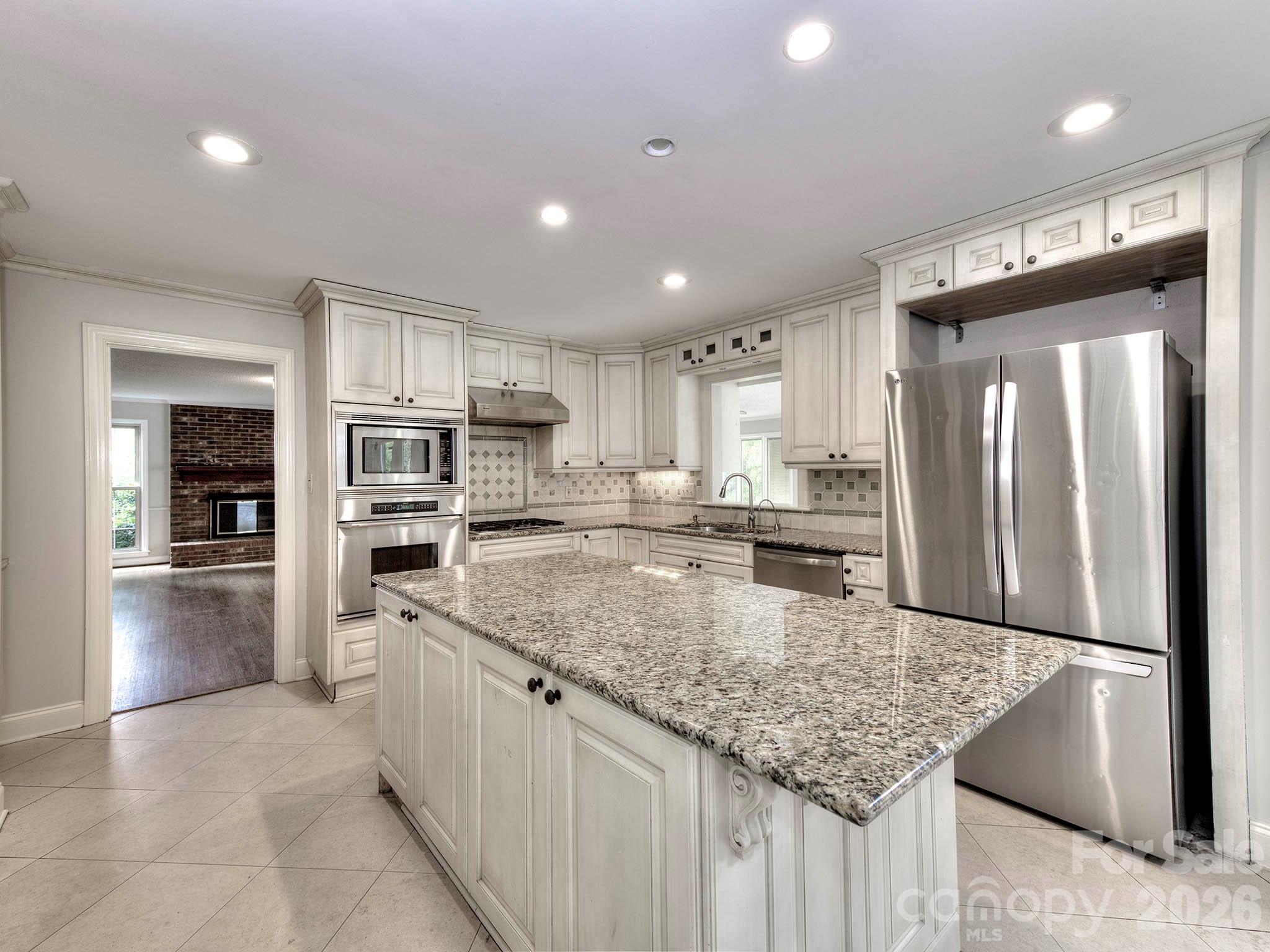 1401 Heatherloch Drive Property Photo 16