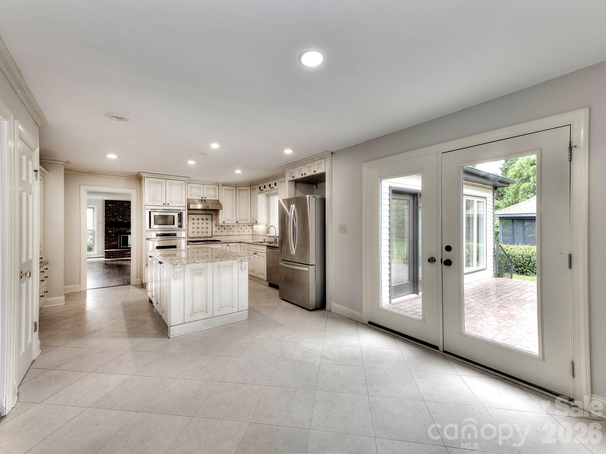 1401 Heatherloch Drive Property Photo 17