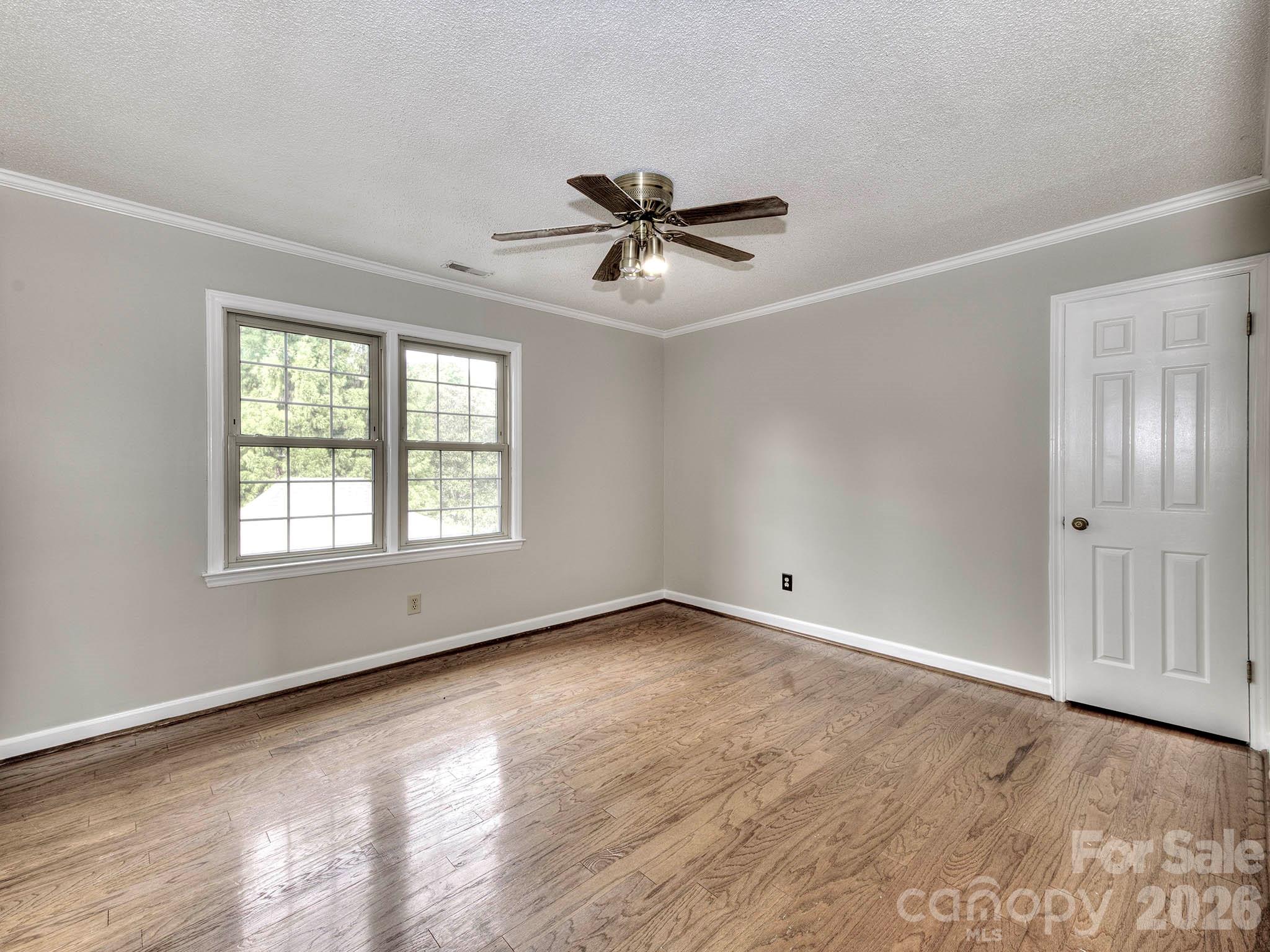 1401 Heatherloch Drive Property Photo 27