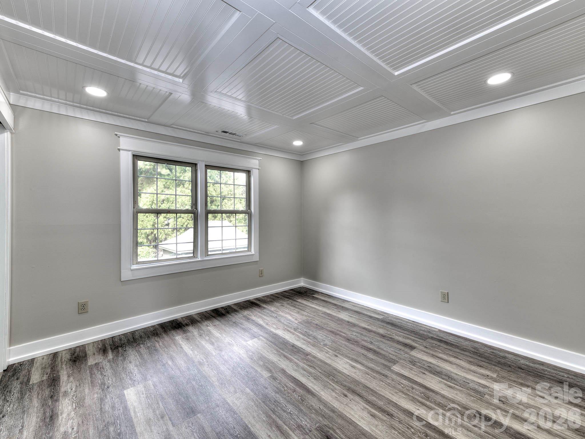 1401 Heatherloch Drive Property Photo 29