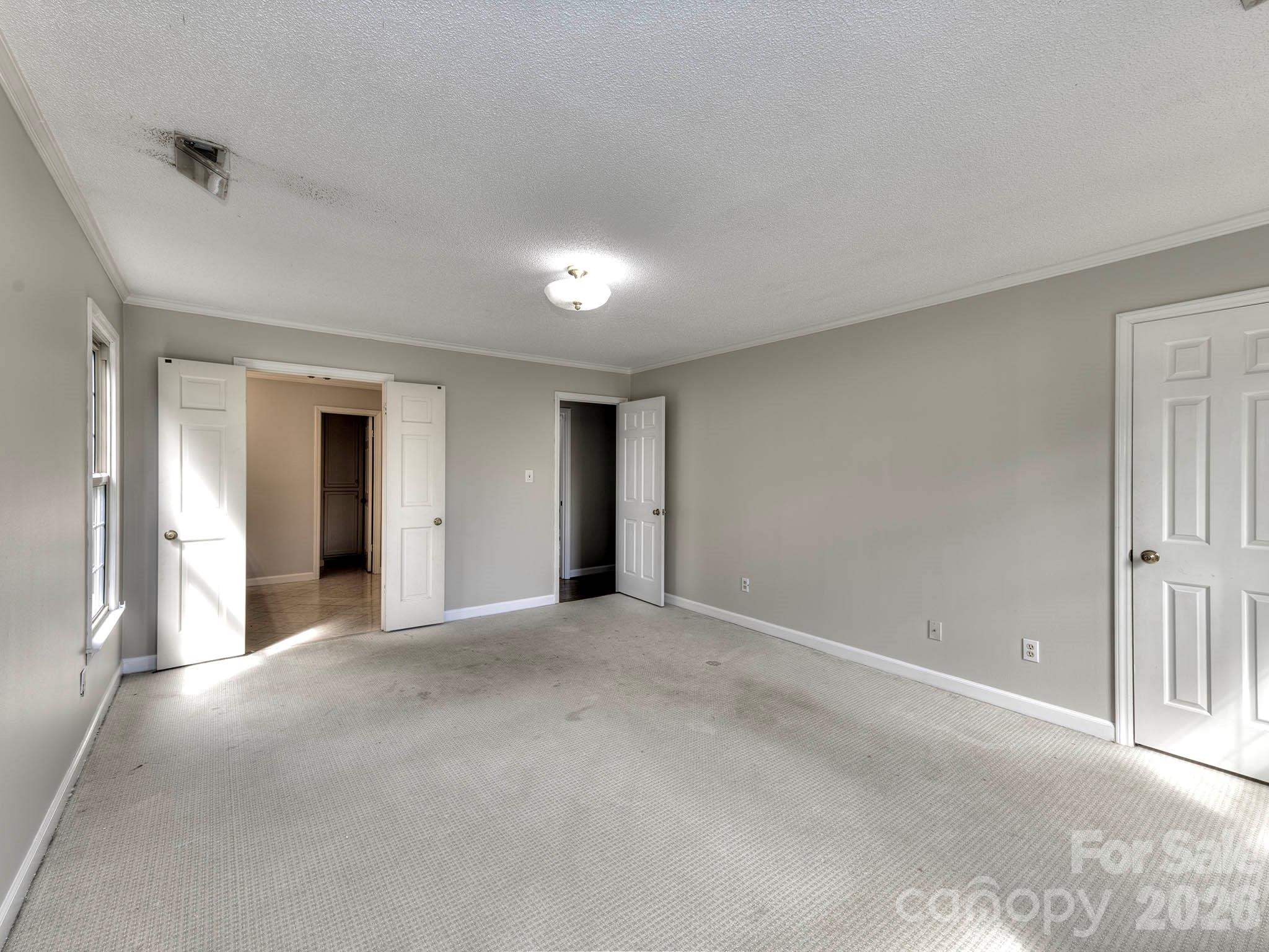 1401 Heatherloch Drive Property Photo 33