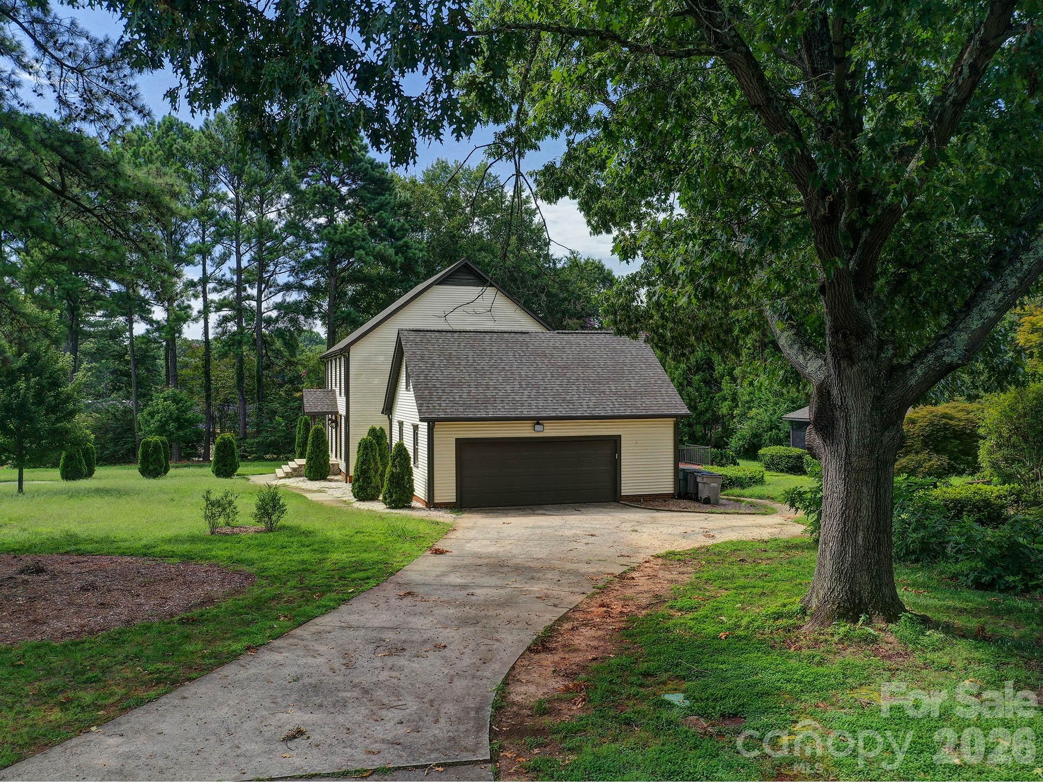 1401 Heatherloch Drive Property Photo 41