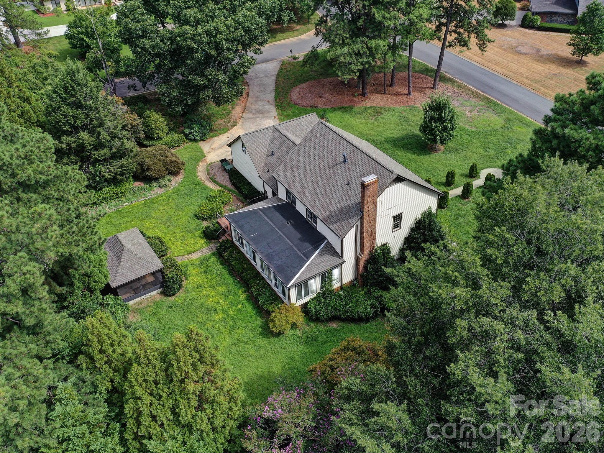 1401 Heatherloch Drive Property Photo 44