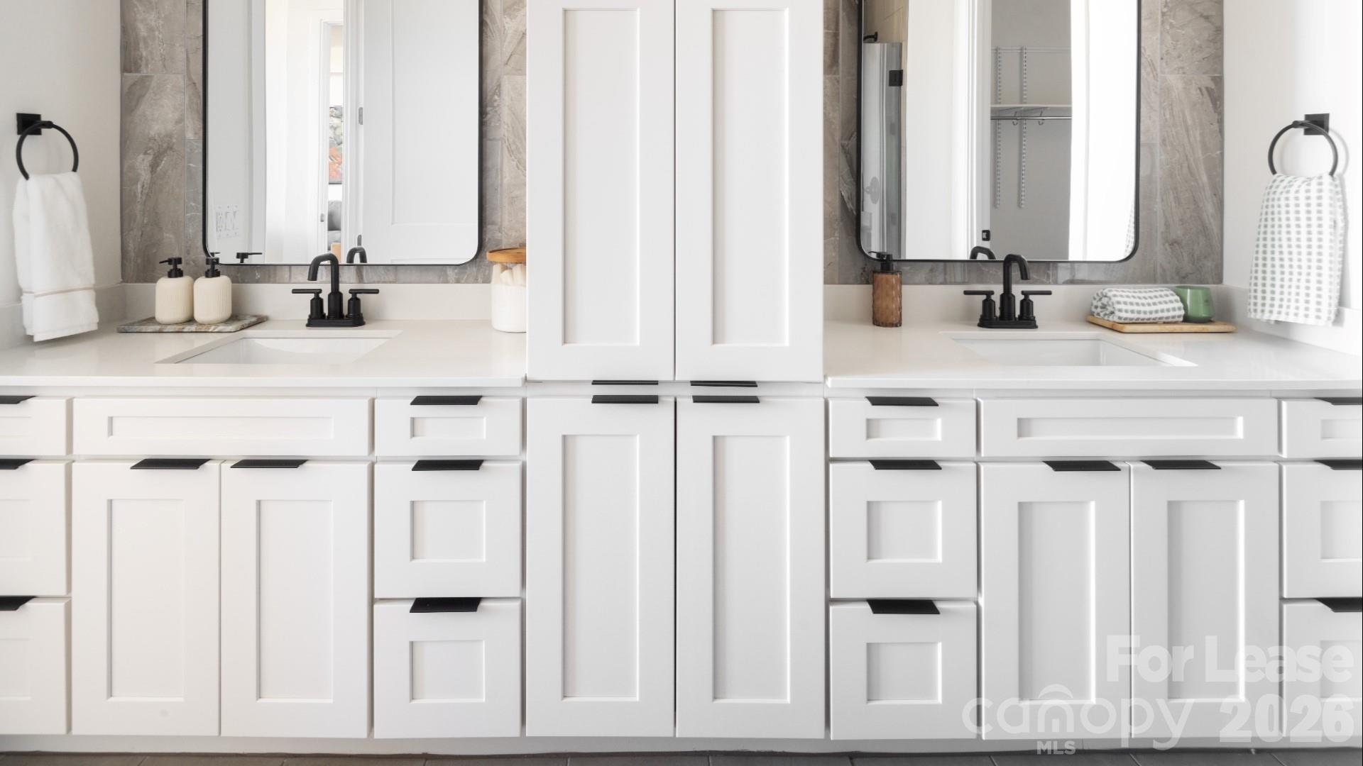 14020 Stream Way B2 Property Photo 36