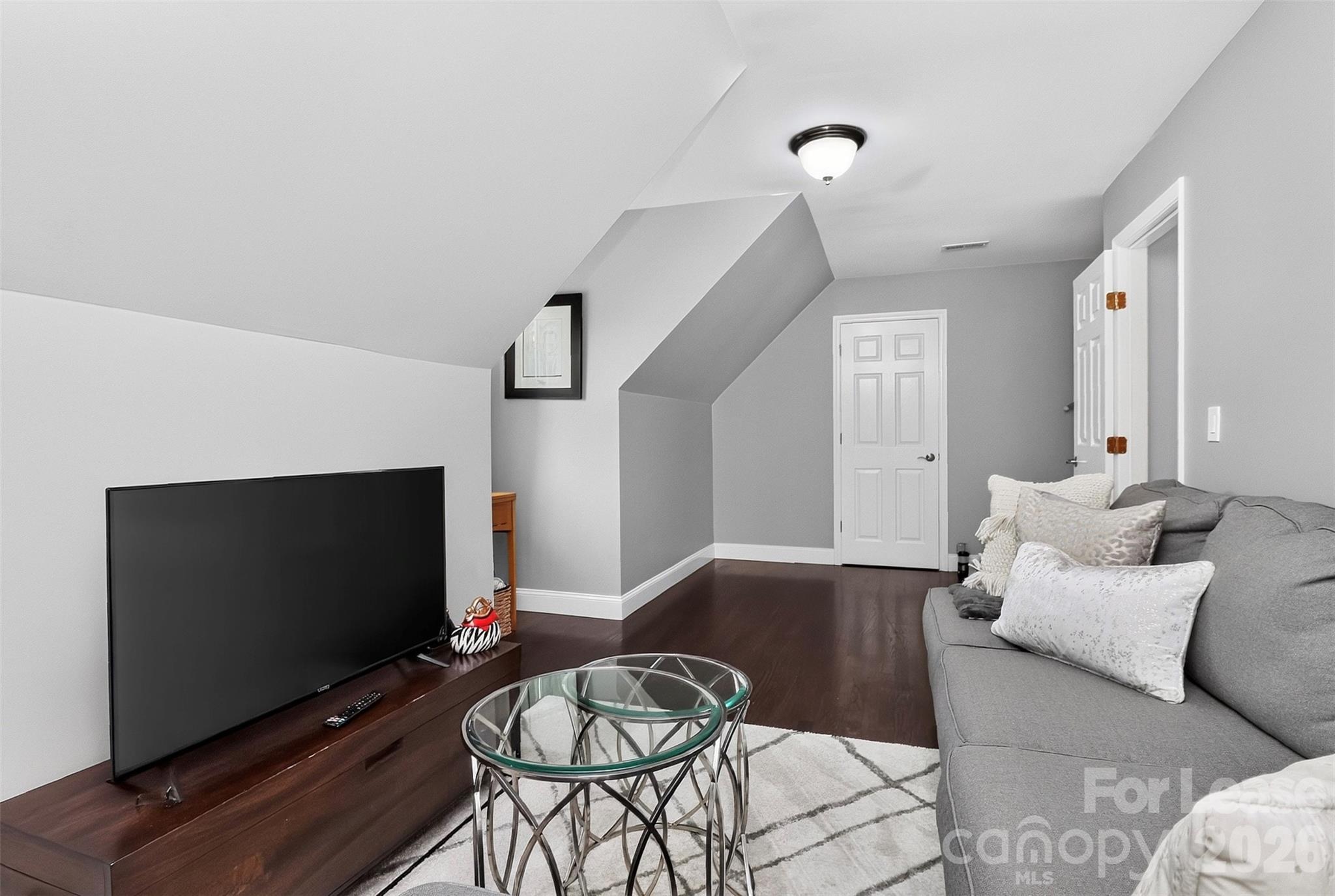 18928 Peninsula Point Drive Property Photo 35