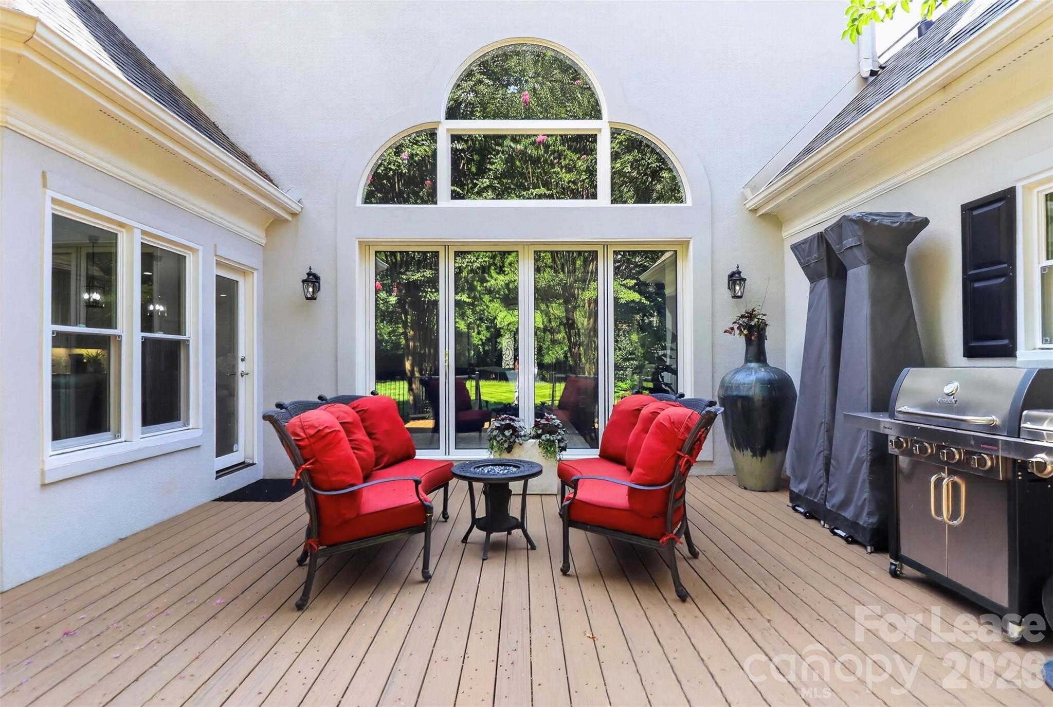 18928 Peninsula Point Drive Property Photo 43