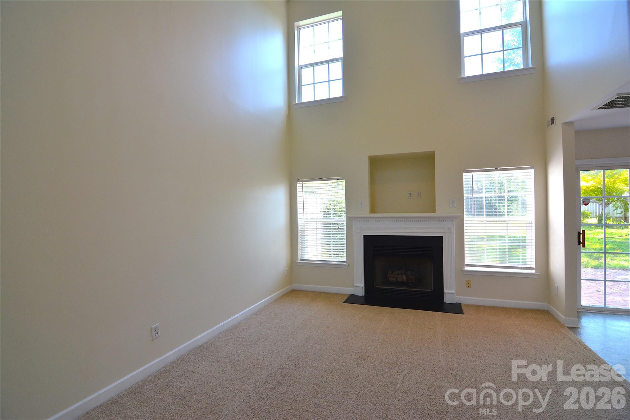 1201 Winding Path Road Property Photo 2