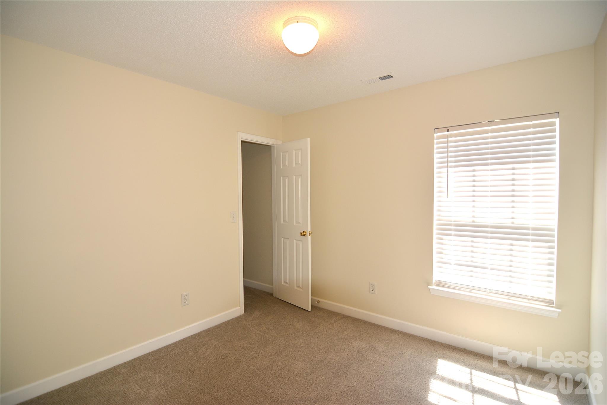 1201 Winding Path Road Property Photo 15