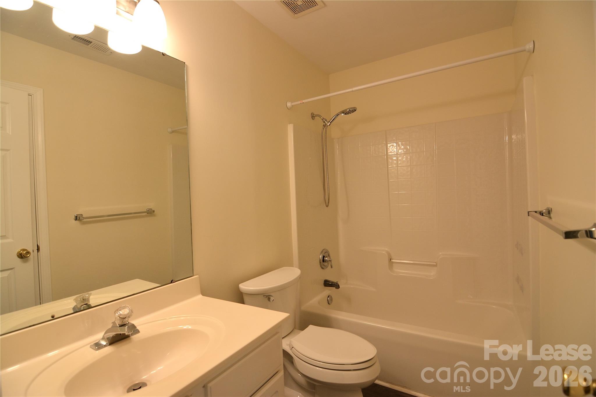 1201 Winding Path Road Property Photo 16