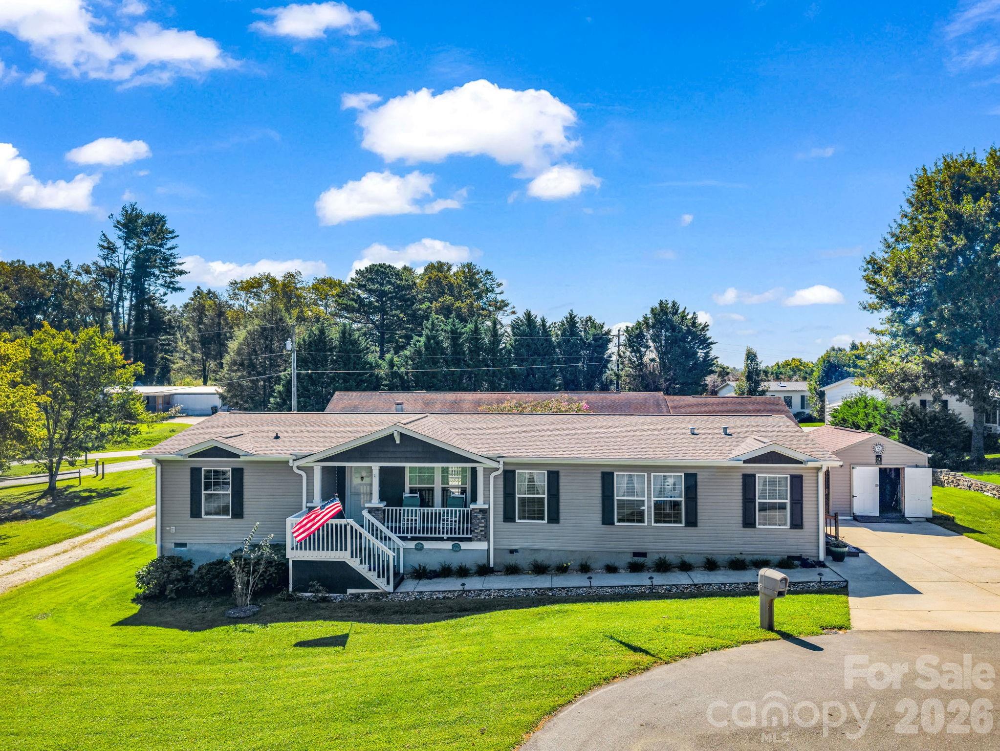 12 N Frederick Lane Property Photo 2