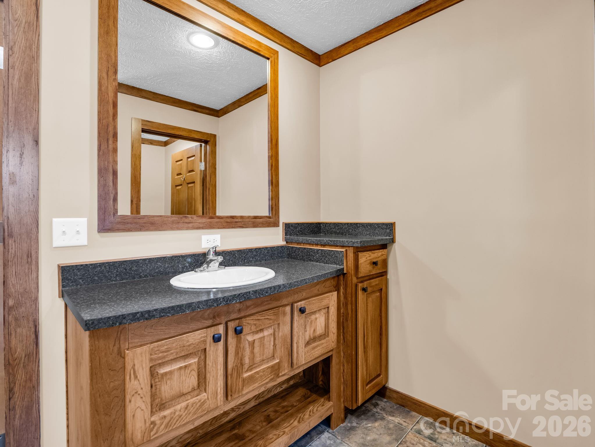 12 N Frederick Lane Property Photo 20
