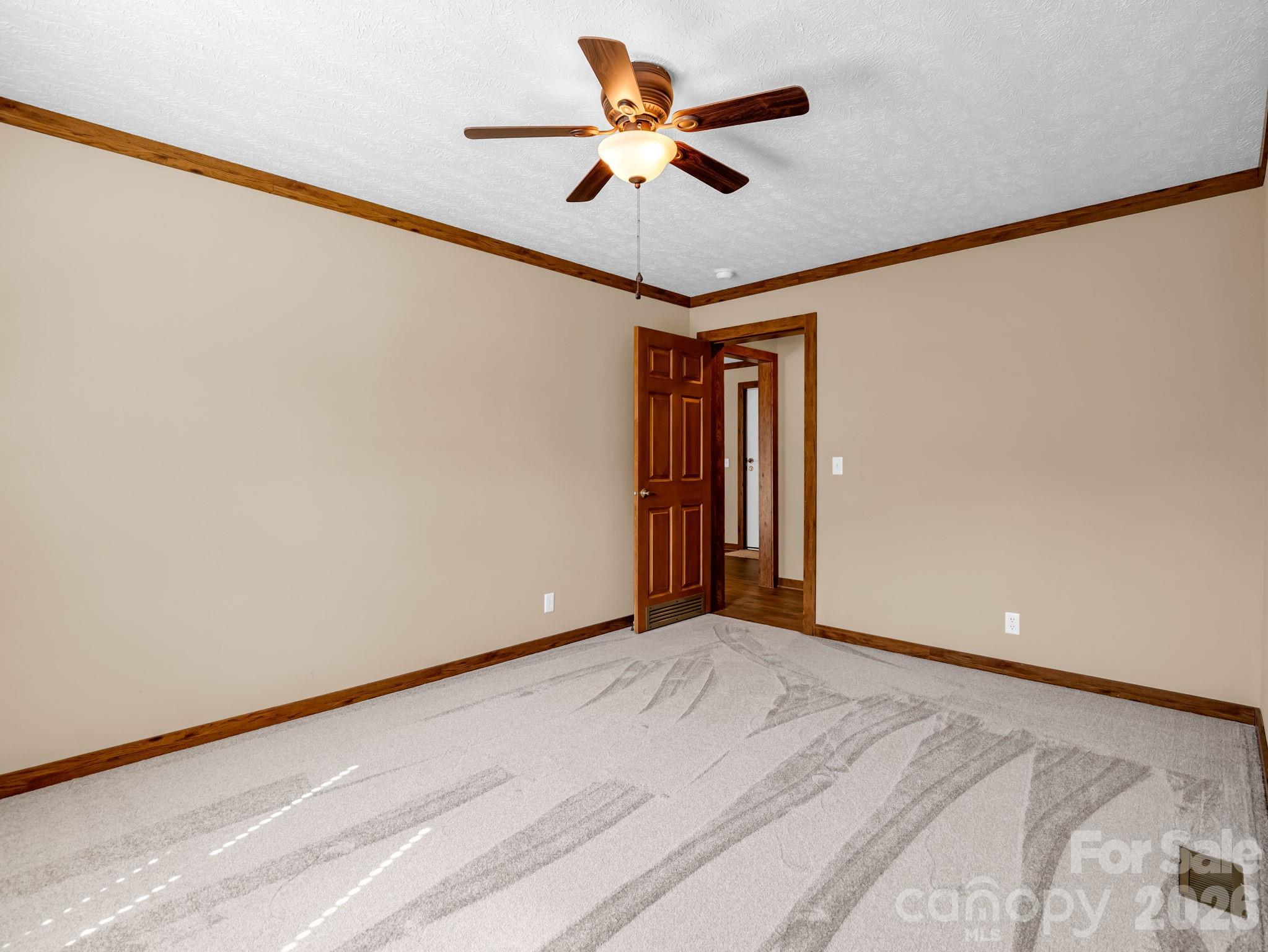 12 N Frederick Lane Property Photo 23