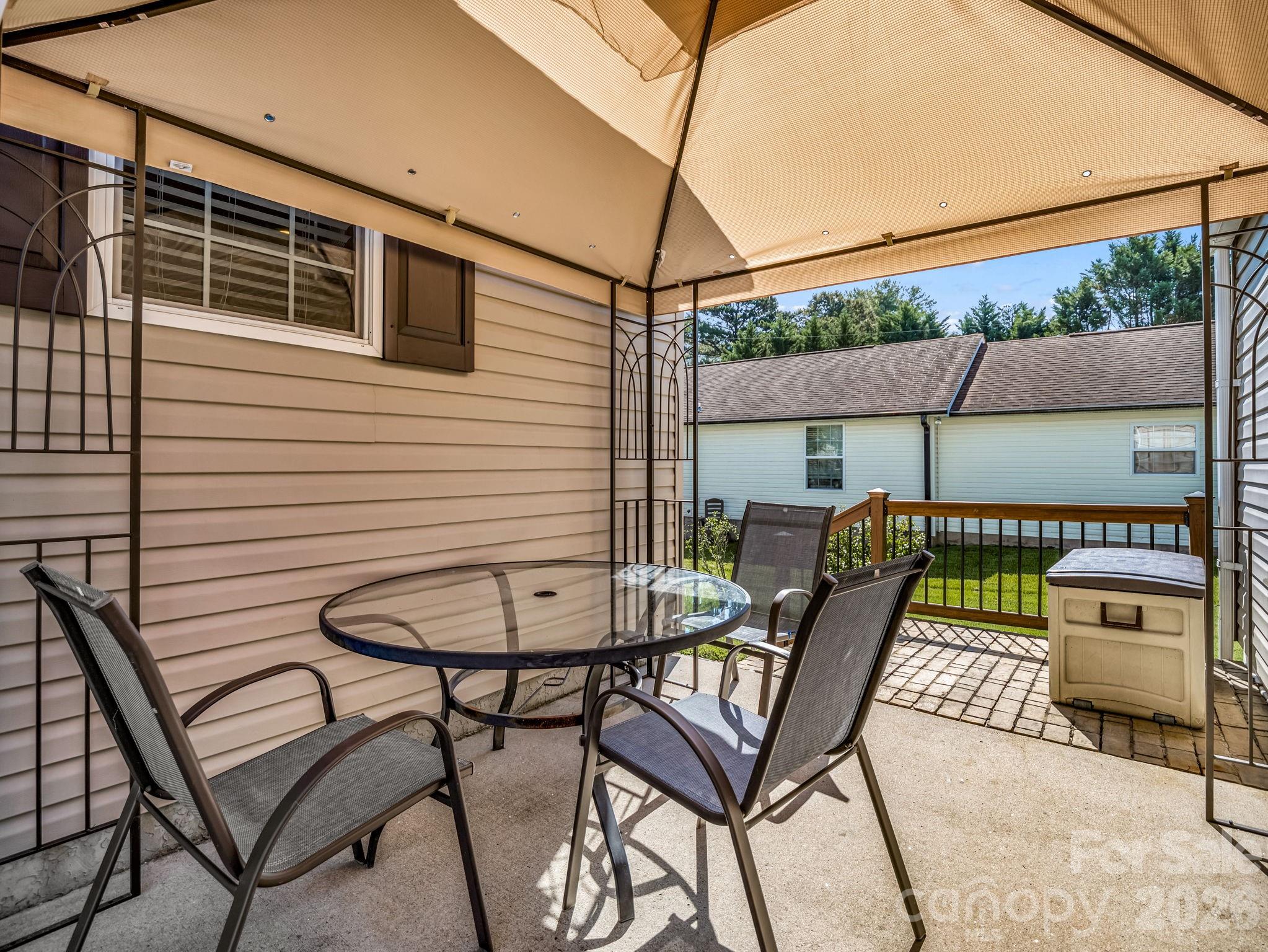 12 N Frederick Lane Property Photo 30