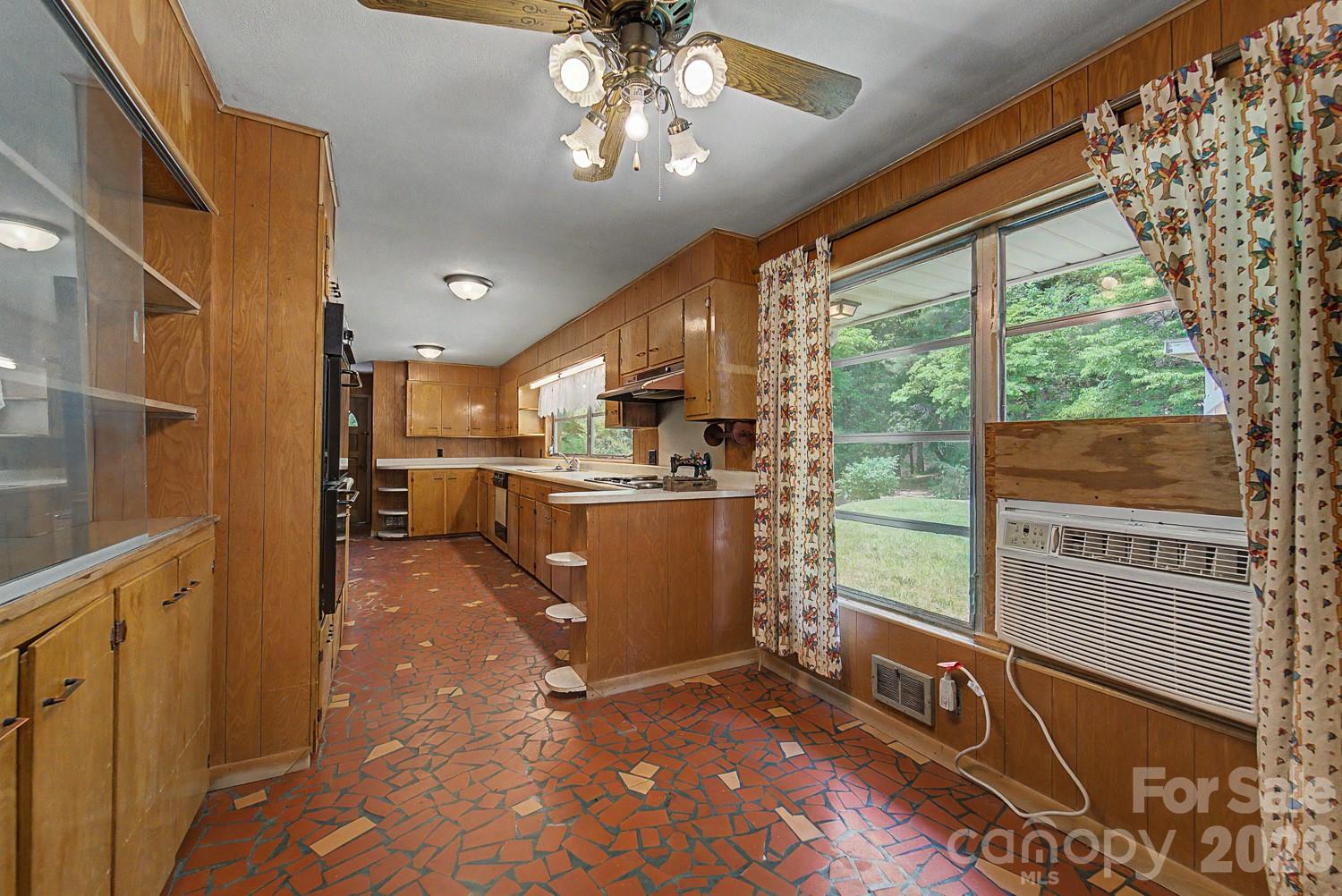 222 Mitchell Mountain Road Property Photo 16